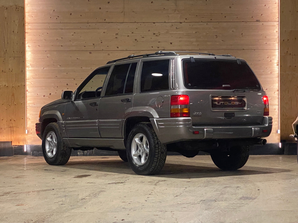 Jeep Grand Cherokee 5.9 Limited LX