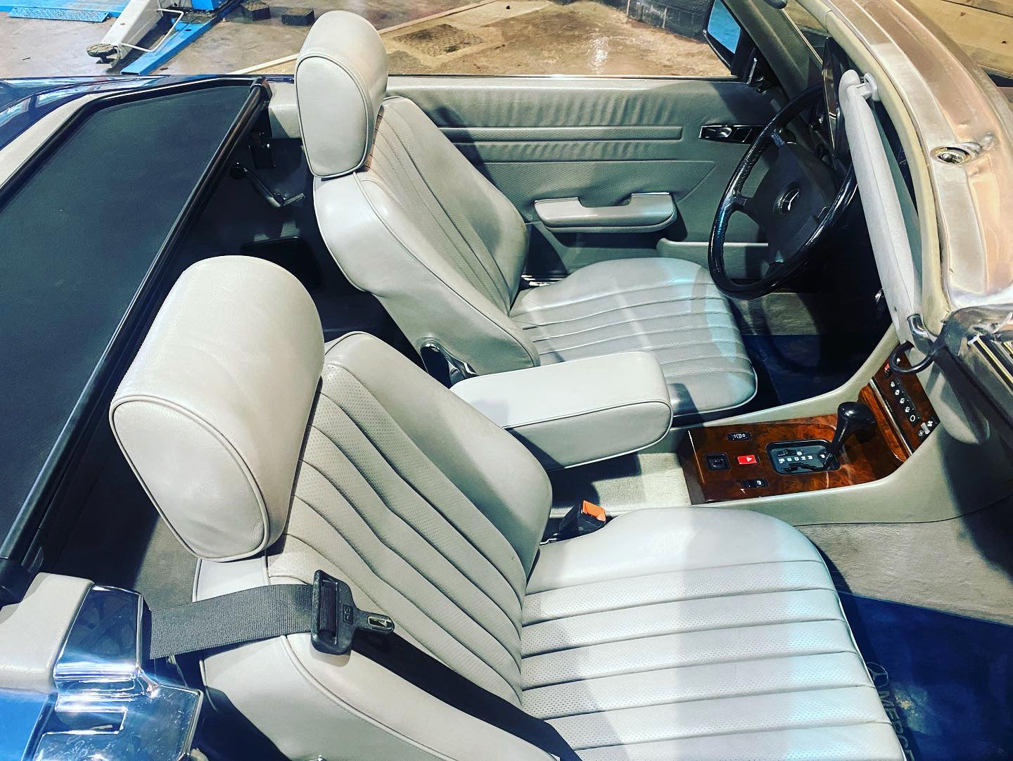 Mercedes 500SL