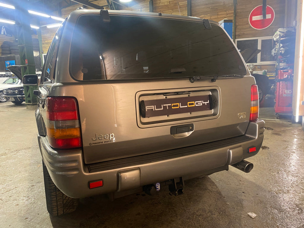 Jeep Grand Cherokee 5.9 Limited LX