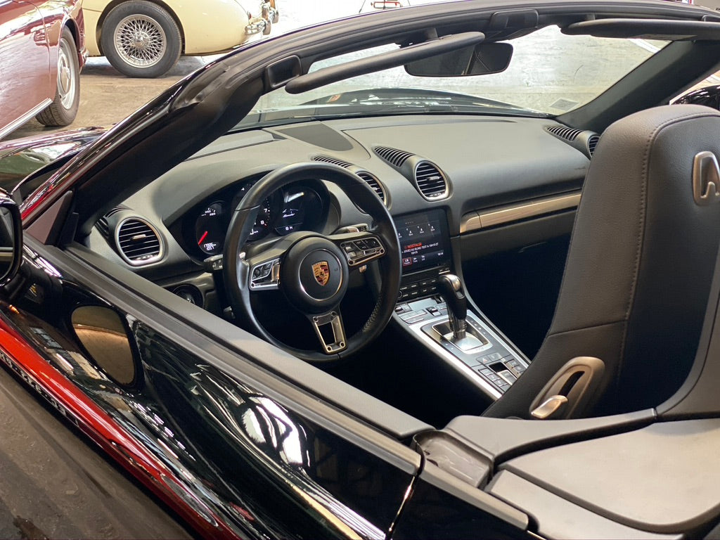 Porsche 718 Boxster