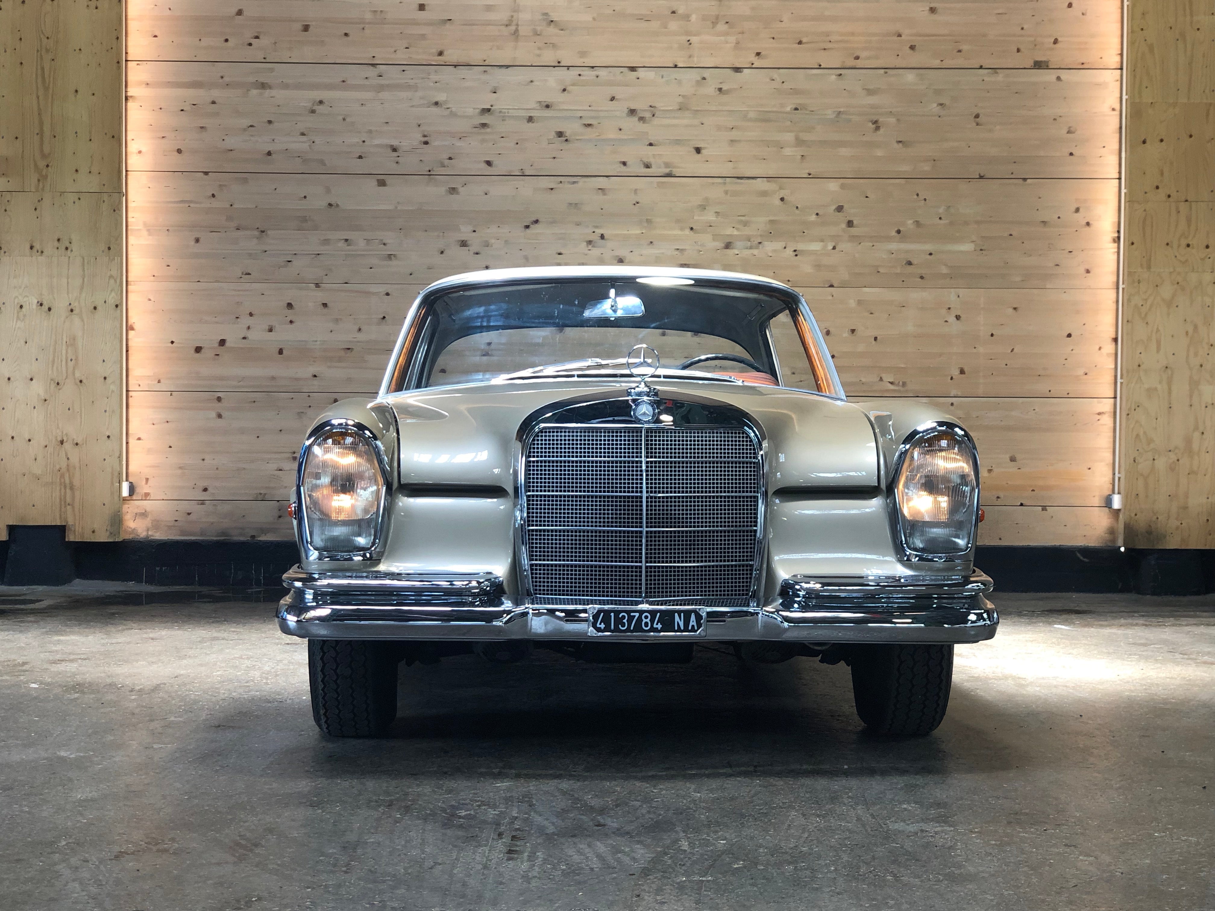 Mercedes 250 SE Coupé