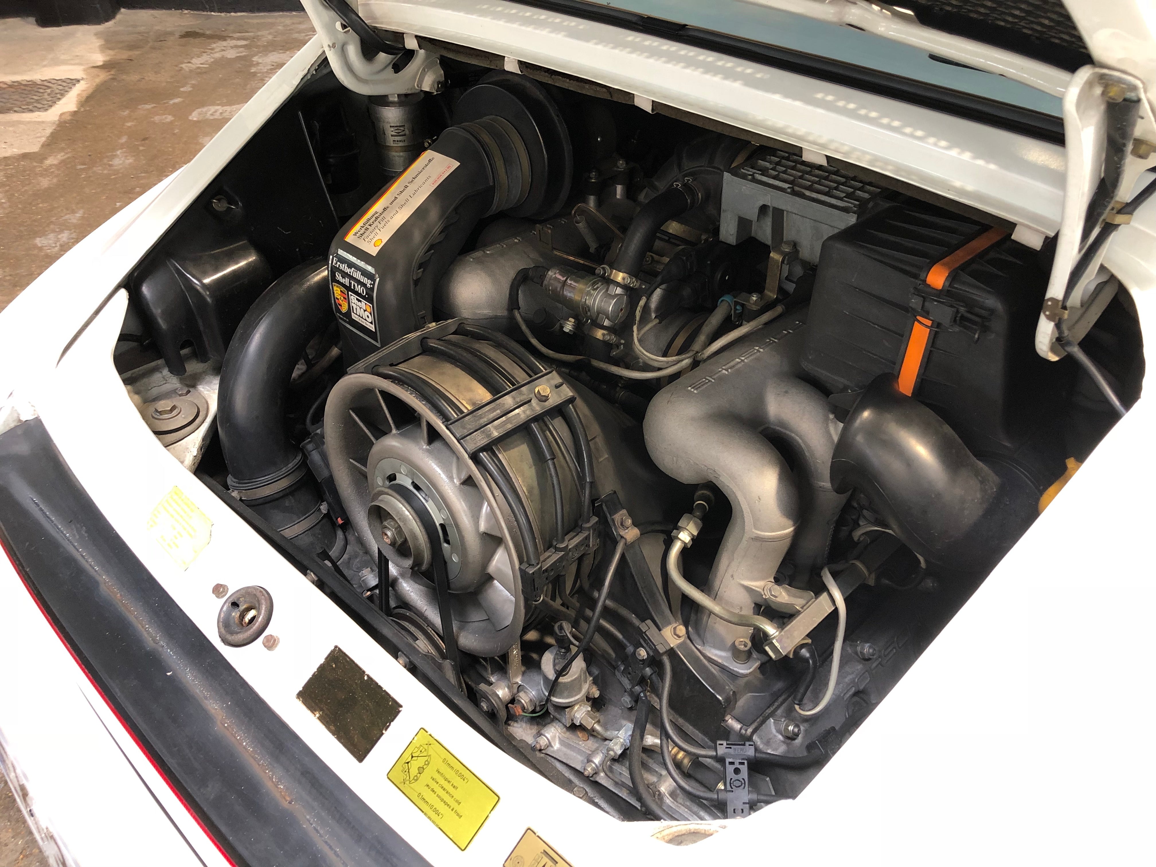 Porsche 911 Carrera 3.2