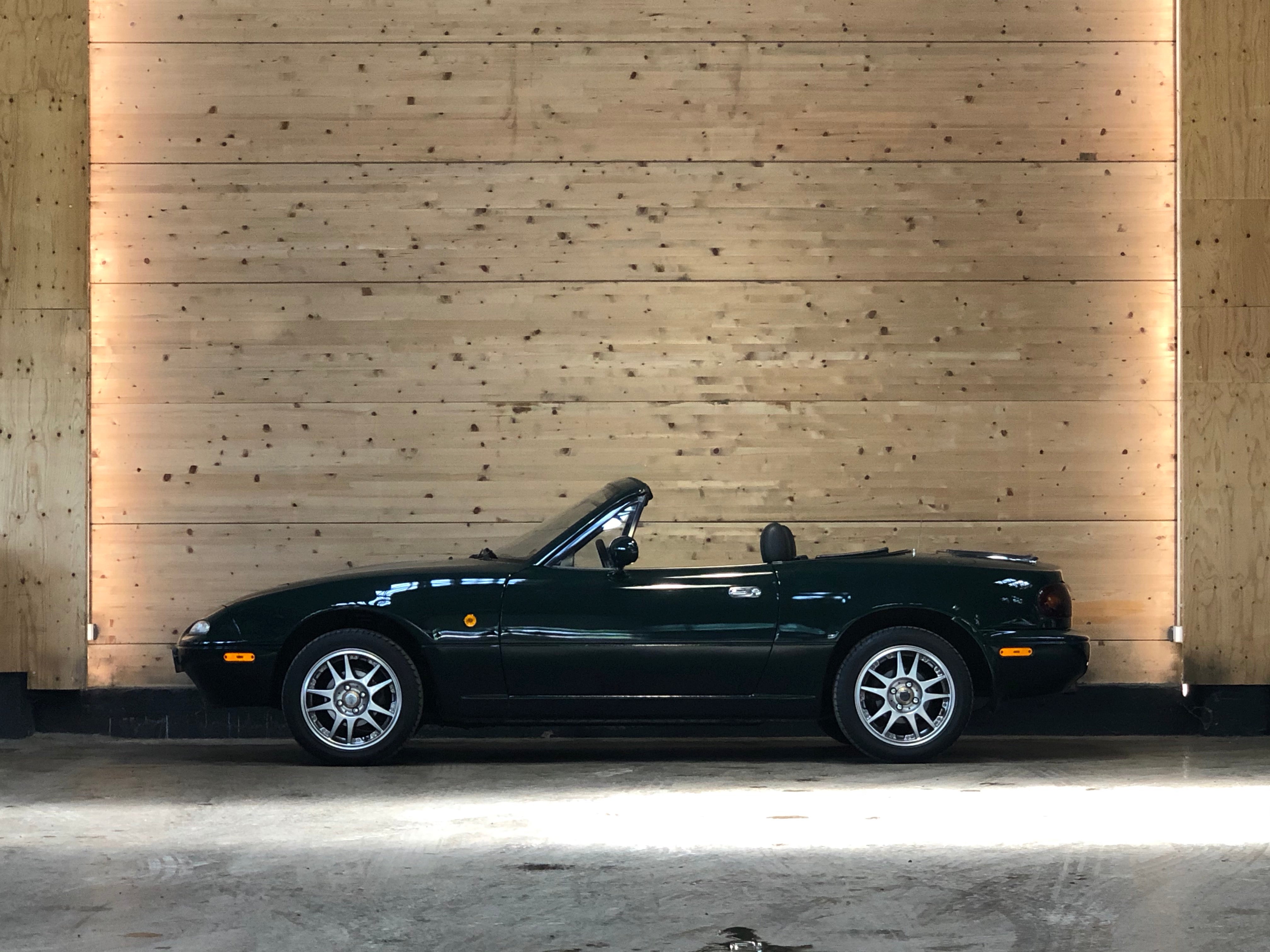 Mazda MX-5 1.6 90ch