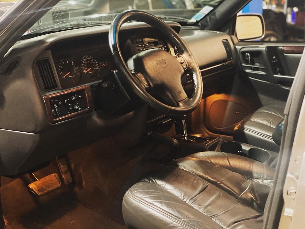 Jeep Grand Cherokee 5.9 Limited LX