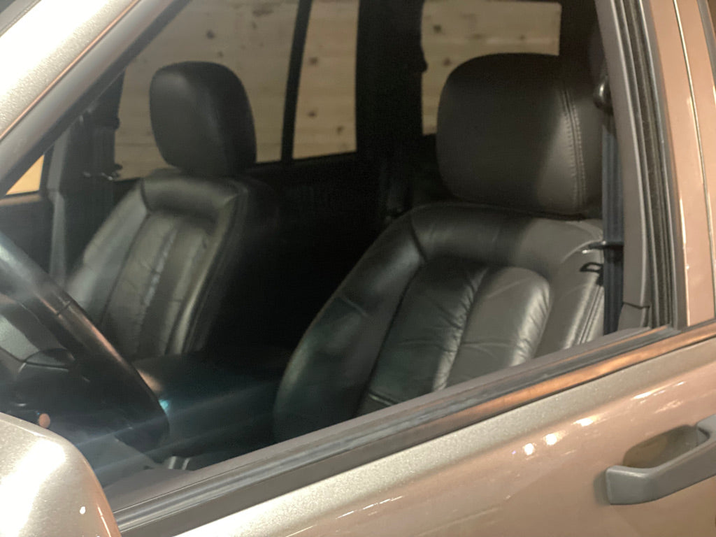 Jeep Grand Cherokee 5.9 Limited LX