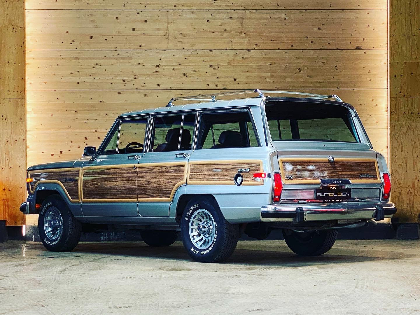 JEEP GRAND WAGONEER “FINAL EDITION”