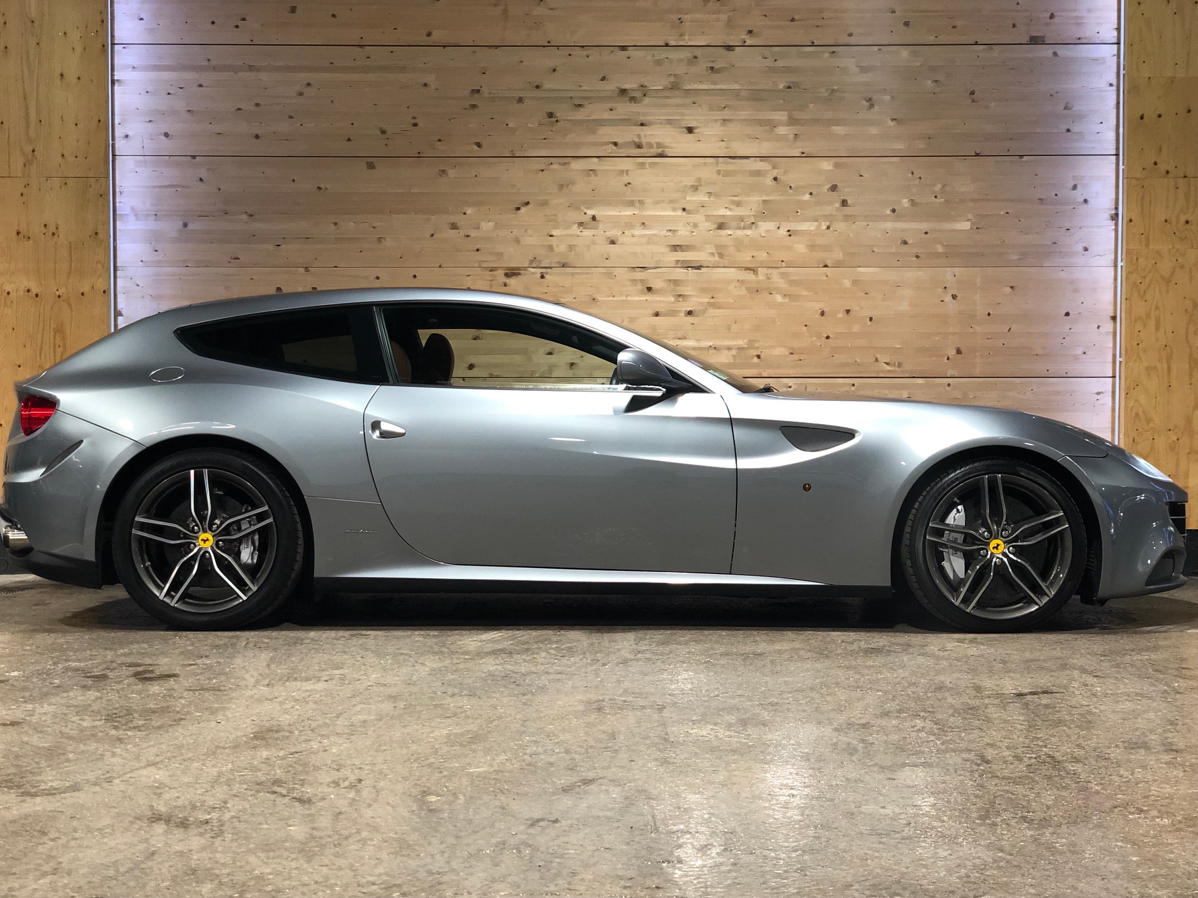 Ferrari FF