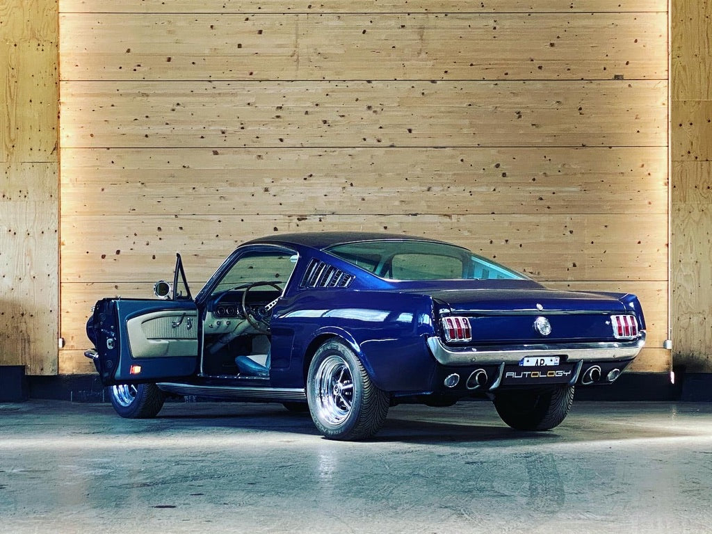 Ford Mustang Fastback V8 289 BVA