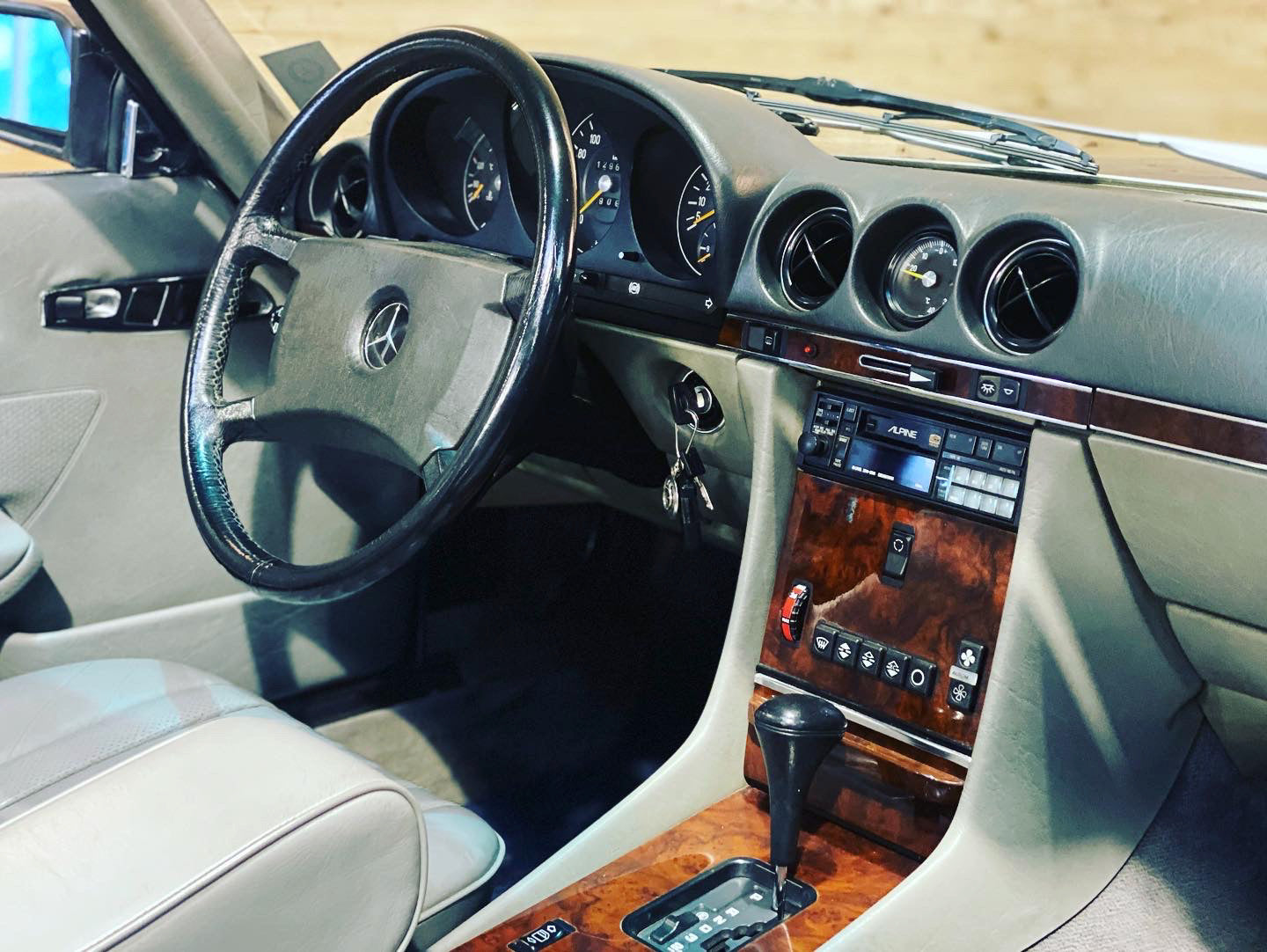 Mercedes 500SL