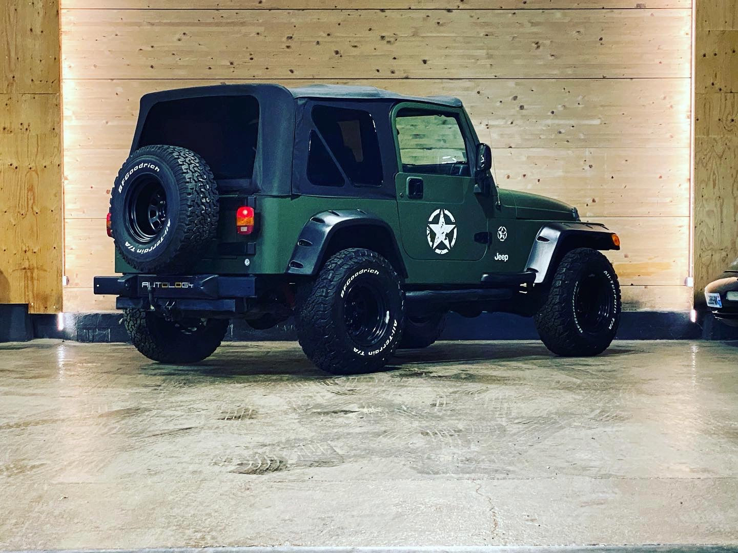 Jeep Wrangler TJ 4.0 Sahara BVM6