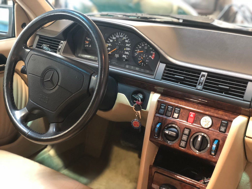 Mercedes 300TE-24 BVA