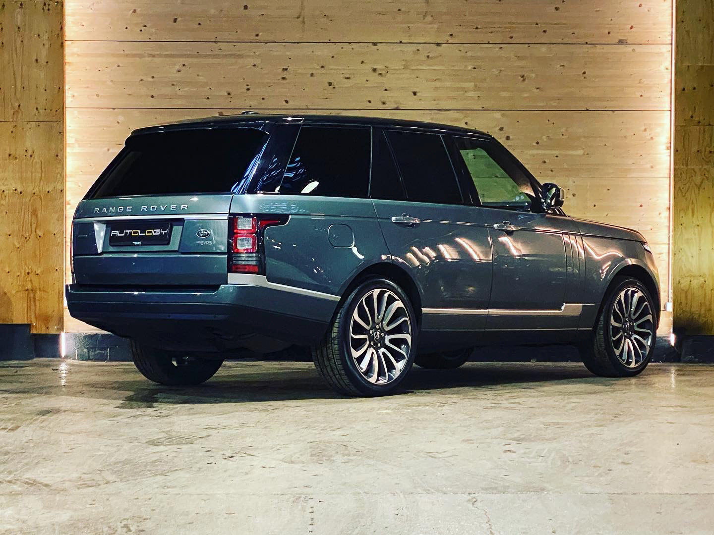 Land Rover Range Rover 4.4 SdV8 Autobiography