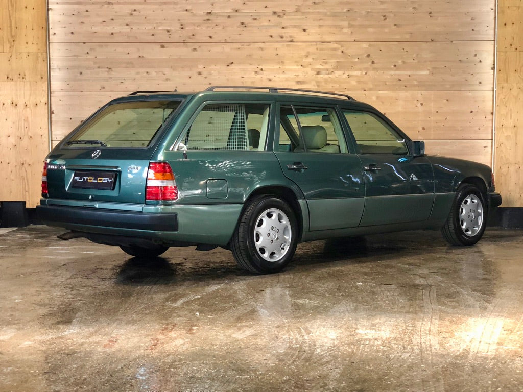 Mercedes 300TE-24 BVA