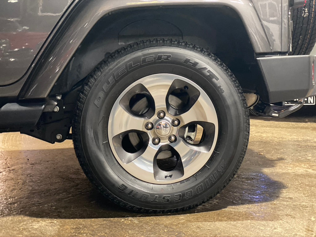 Jeep Wrangler JK Unlimited Sahara 3.6 V6