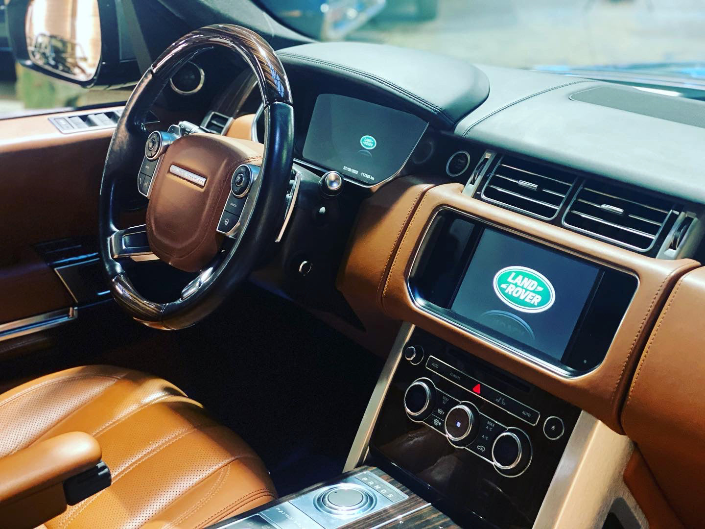 Land Rover Range Rover 4.4 SdV8 Autobiography
