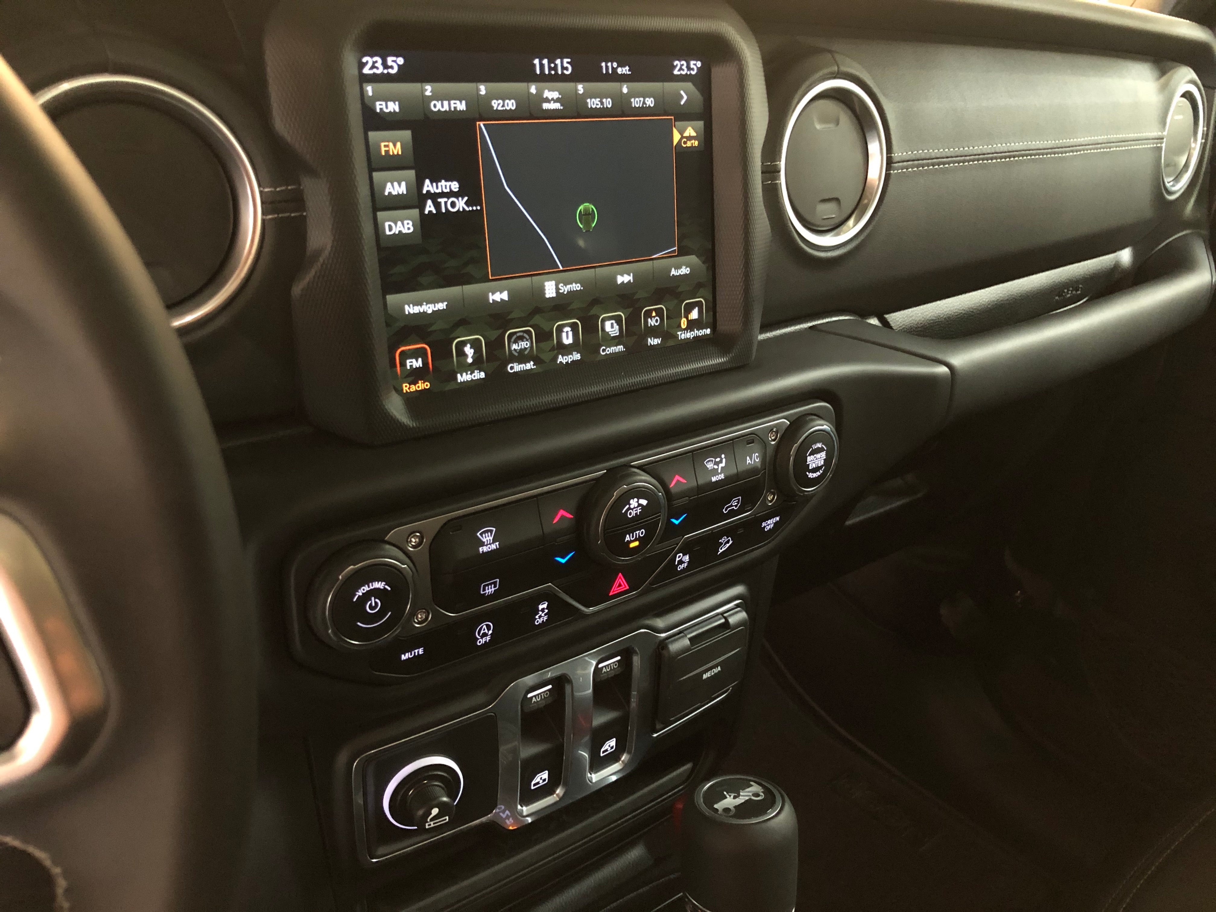 Jeep Wrangler 2.0T Sahara