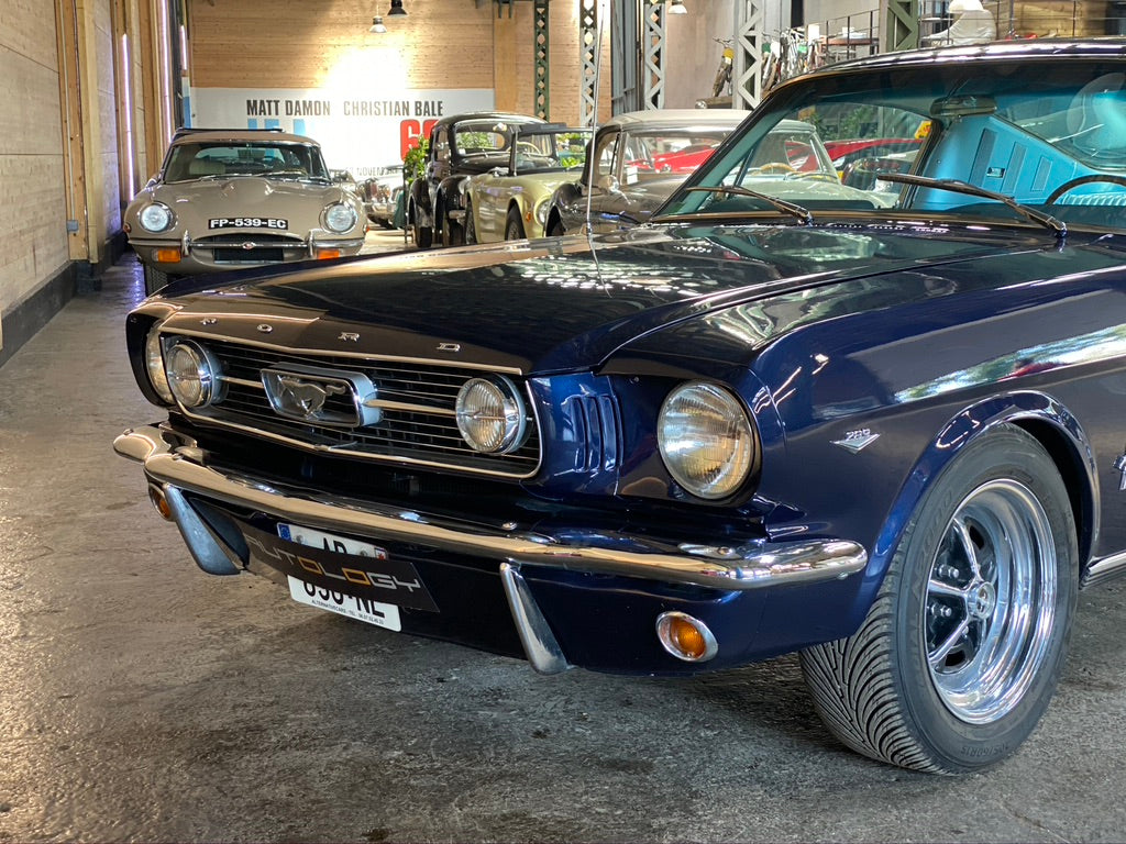 Ford Mustang Fastback V8 289 BVA