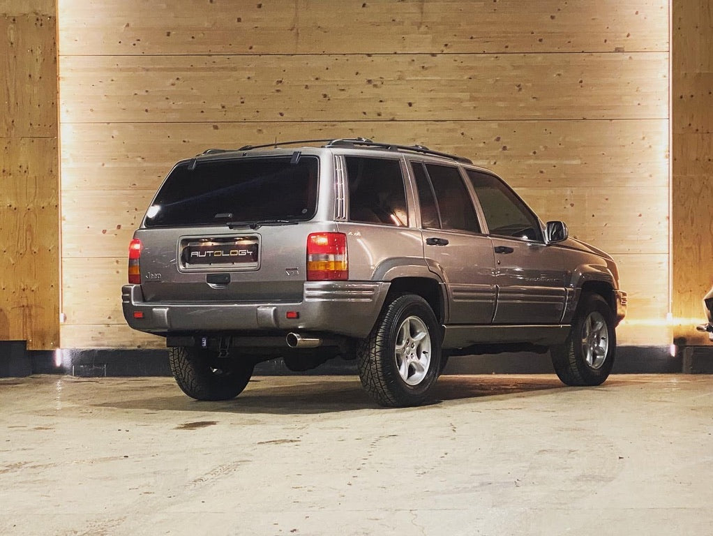 Jeep Grand Cherokee 5.9 Limited LX