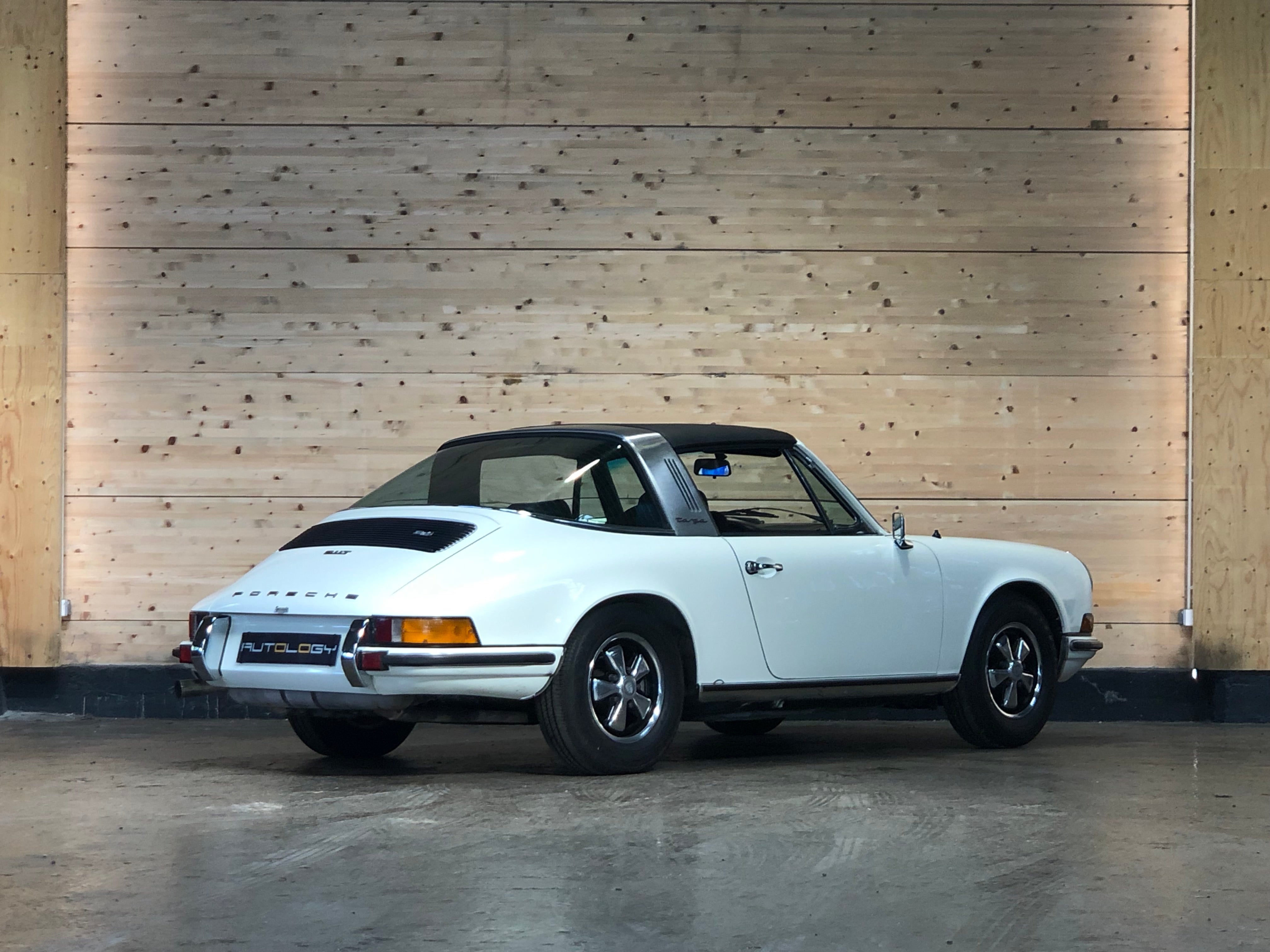 Porsche 911 2.4 T Targa
