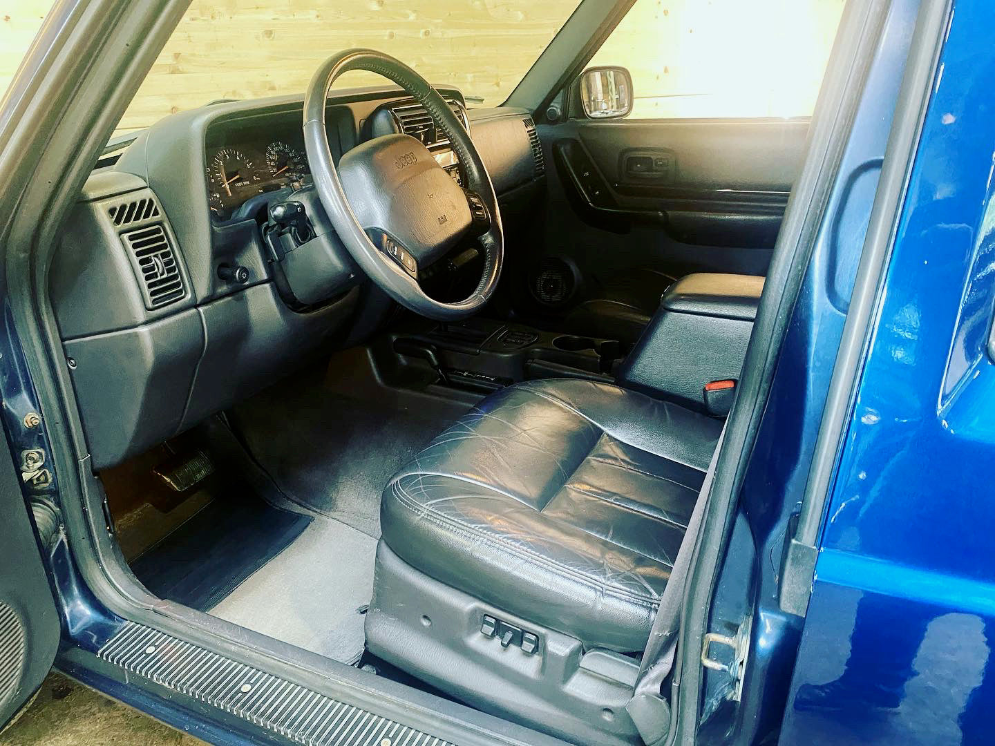 Jeep Cherokee 4.0 Limited XJ.2
