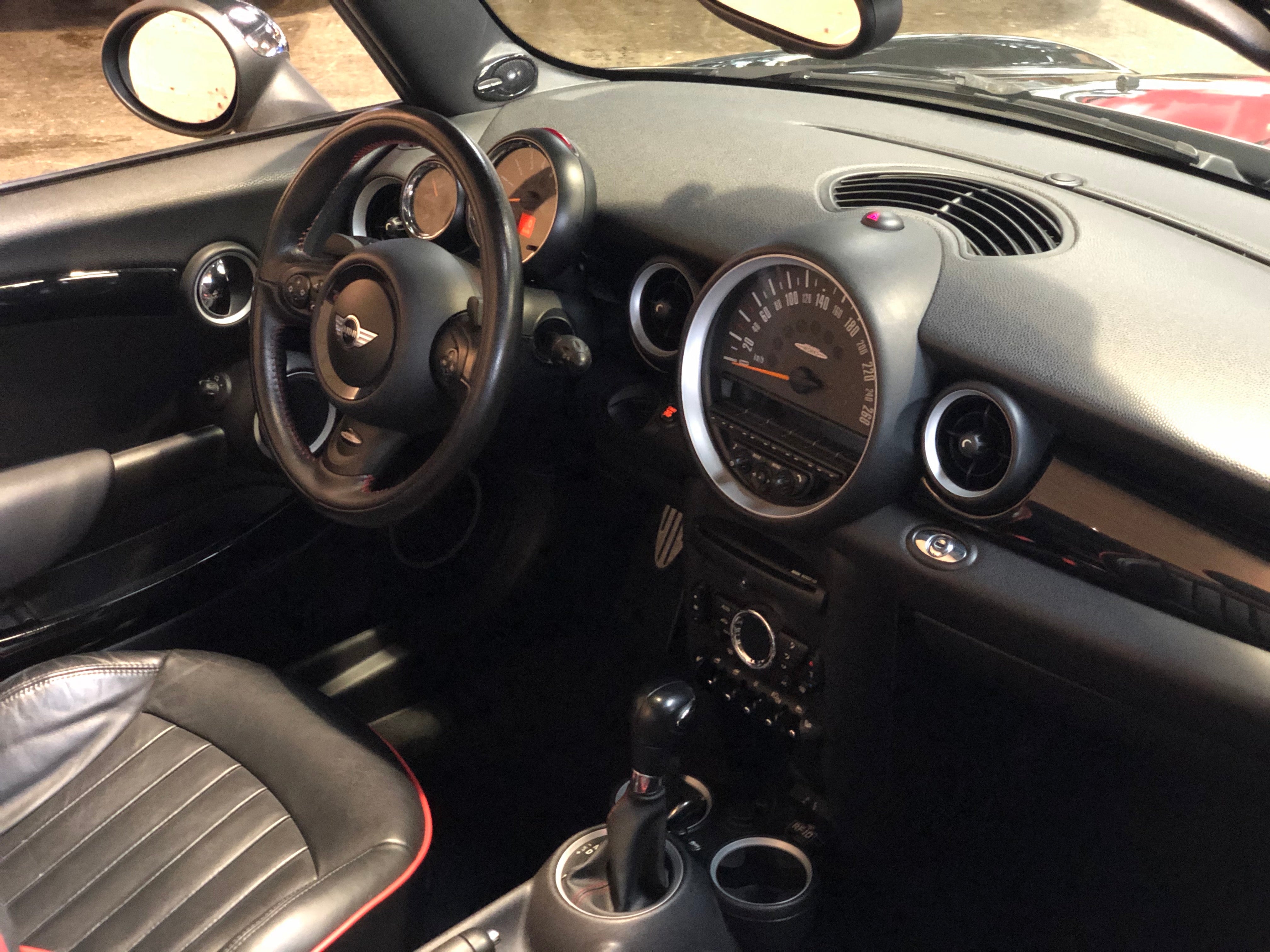 Mini Cabriolet Cooper S JCW BVA 211ch (R57)
