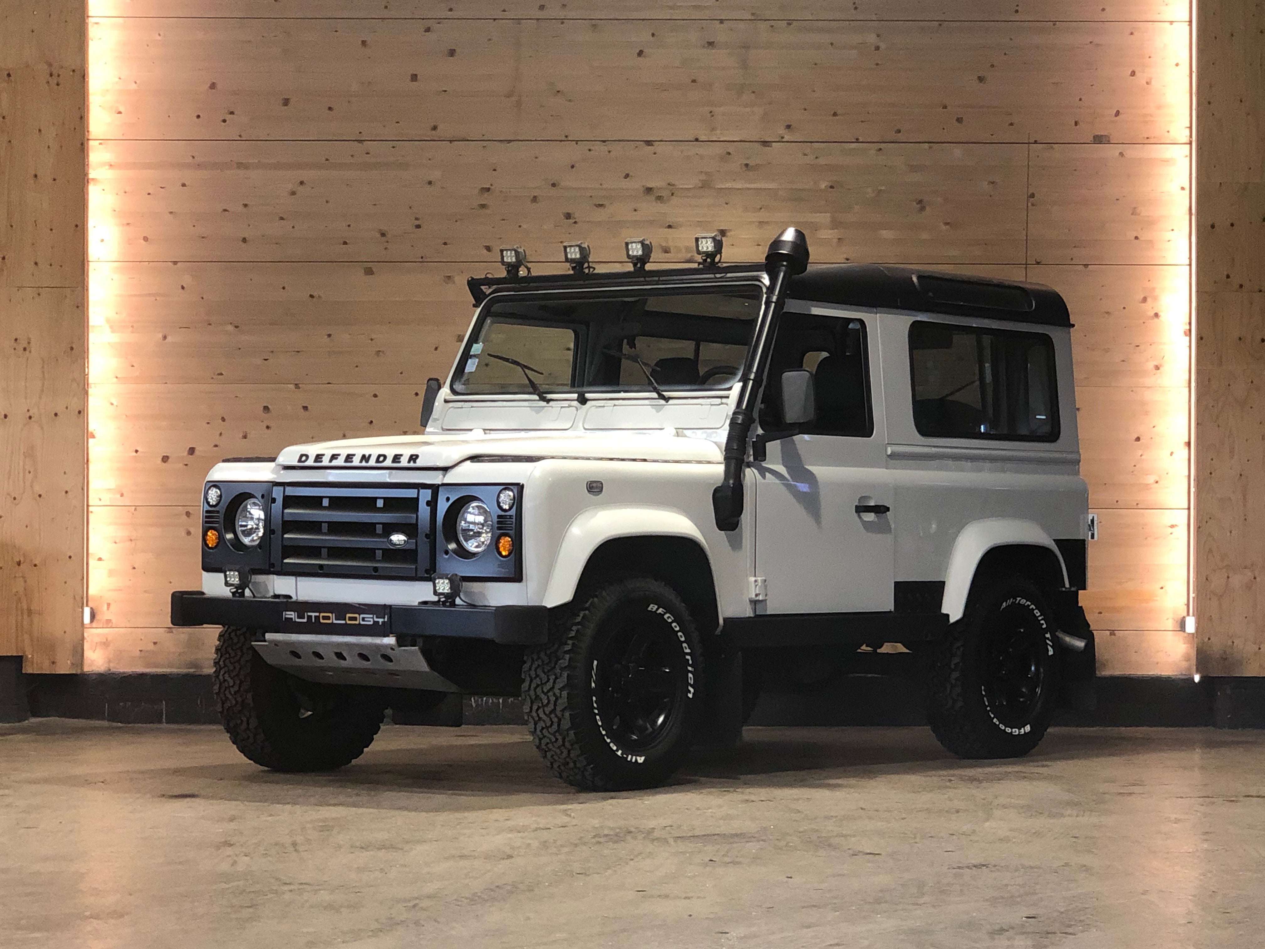 Land Rover Defender 90 HT 200tdi