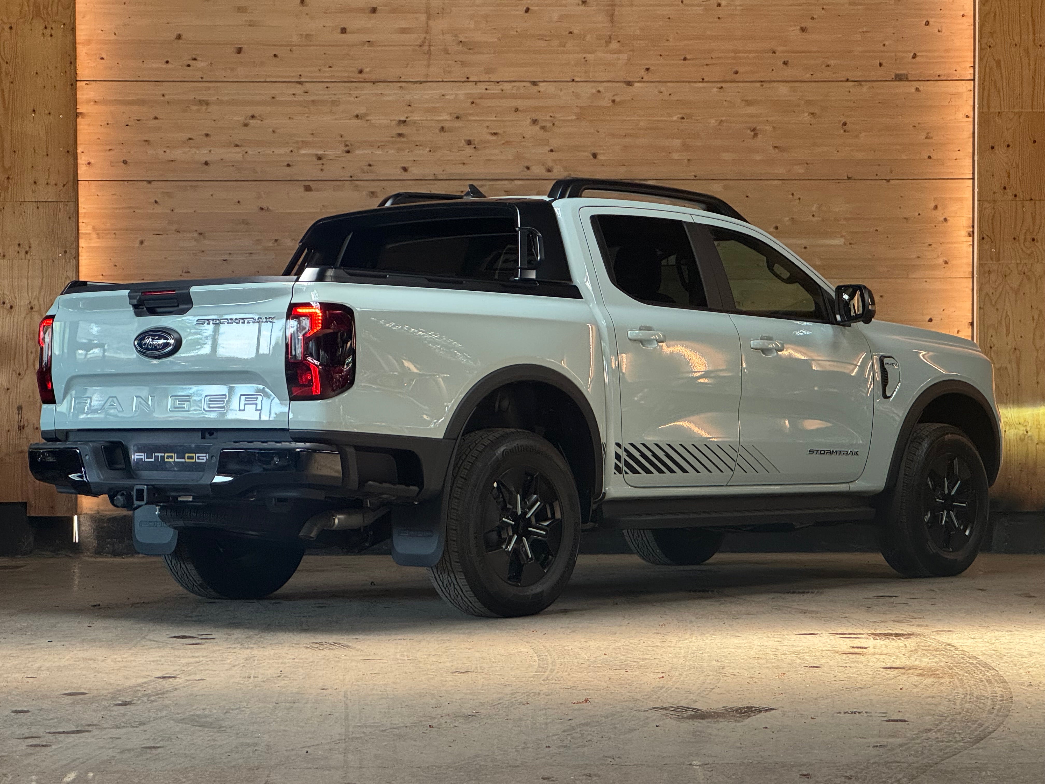 Ford Ranger 2.3 Ecoboost PHEV Stormtrak 4pl