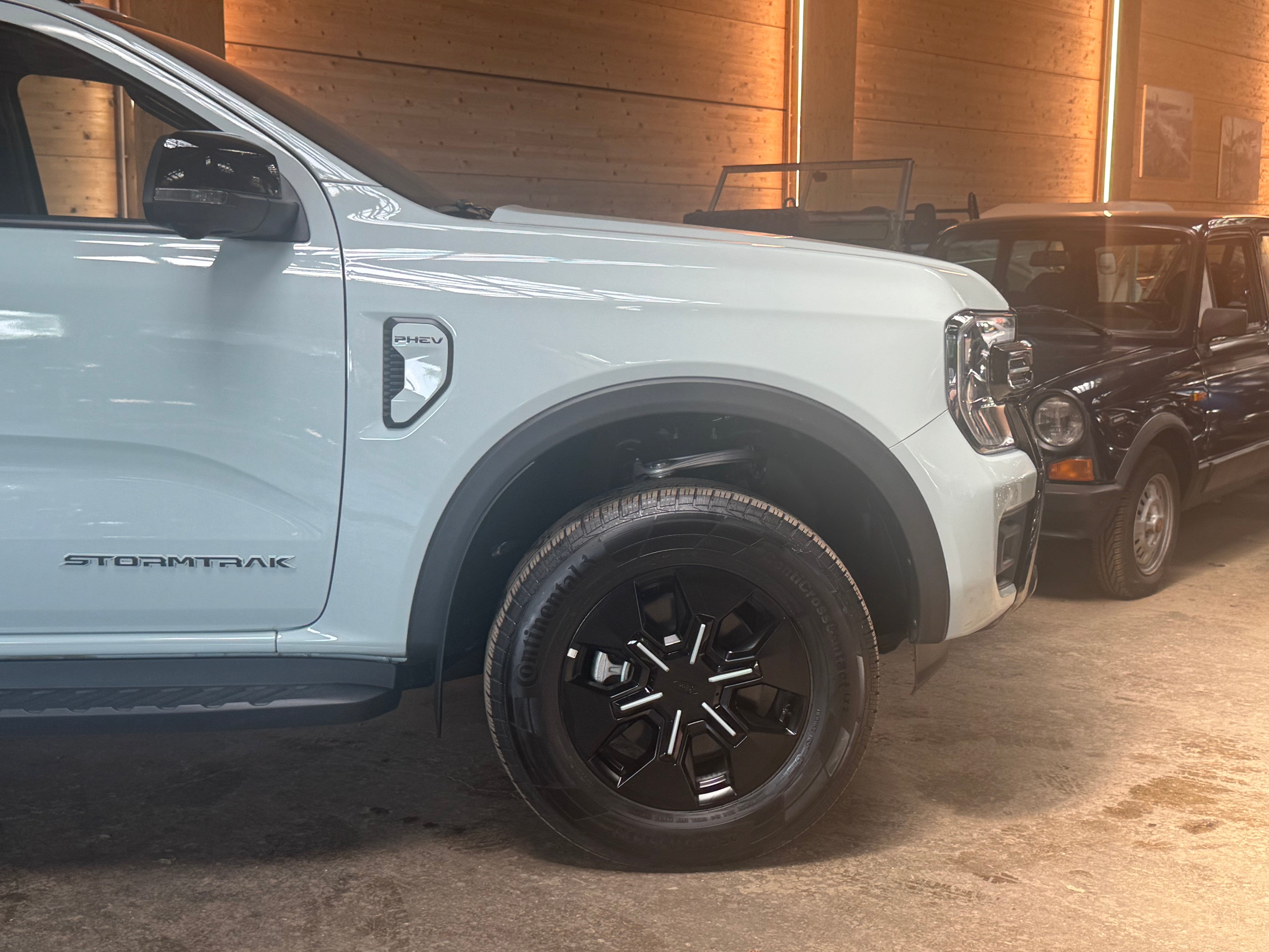 Ford Ranger 2.3 Ecoboost PHEV Stormtrak 4pl