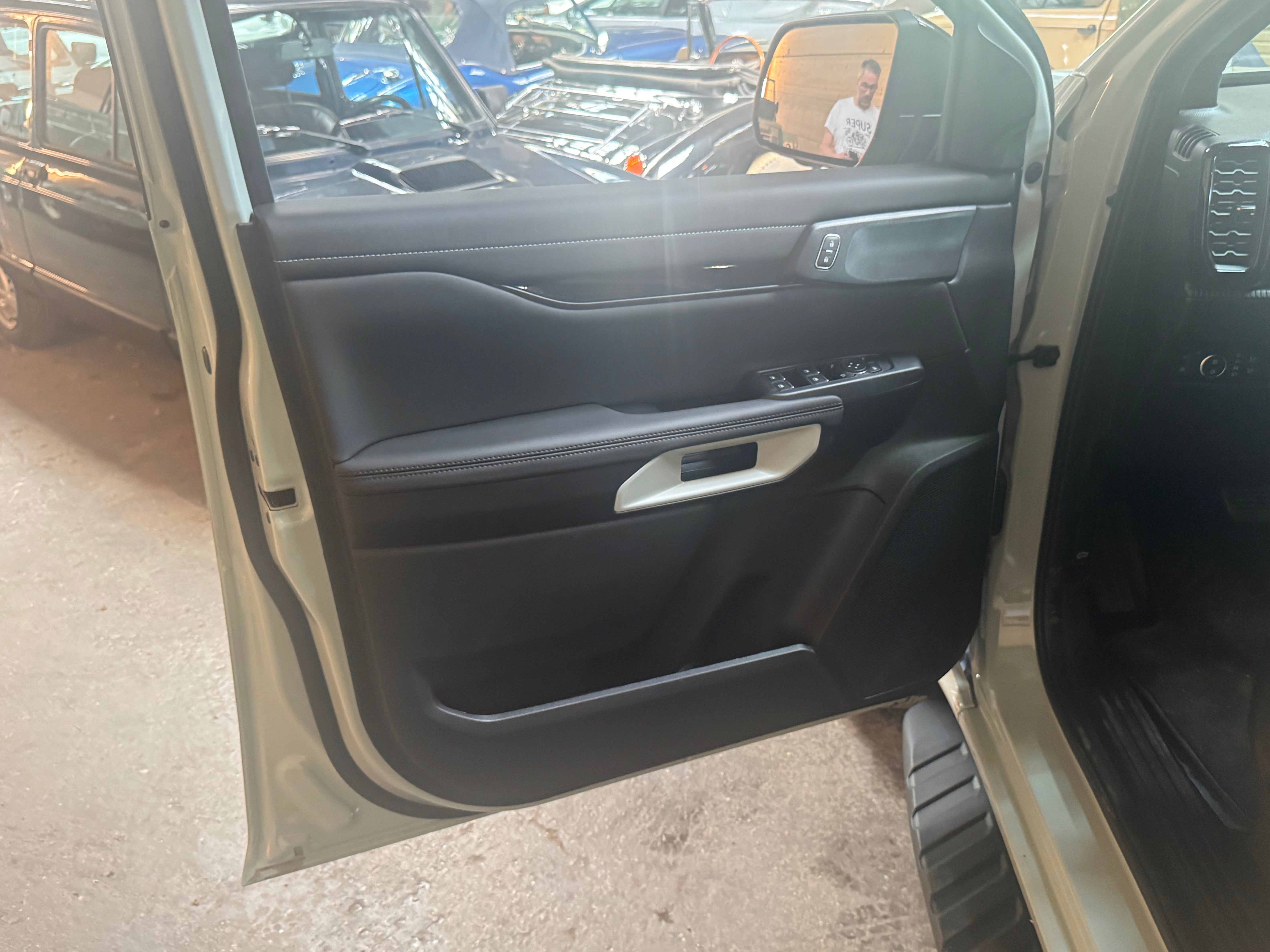 Ford Ranger 2.3 Ecoboost PHEV Stormtrak 4pl
