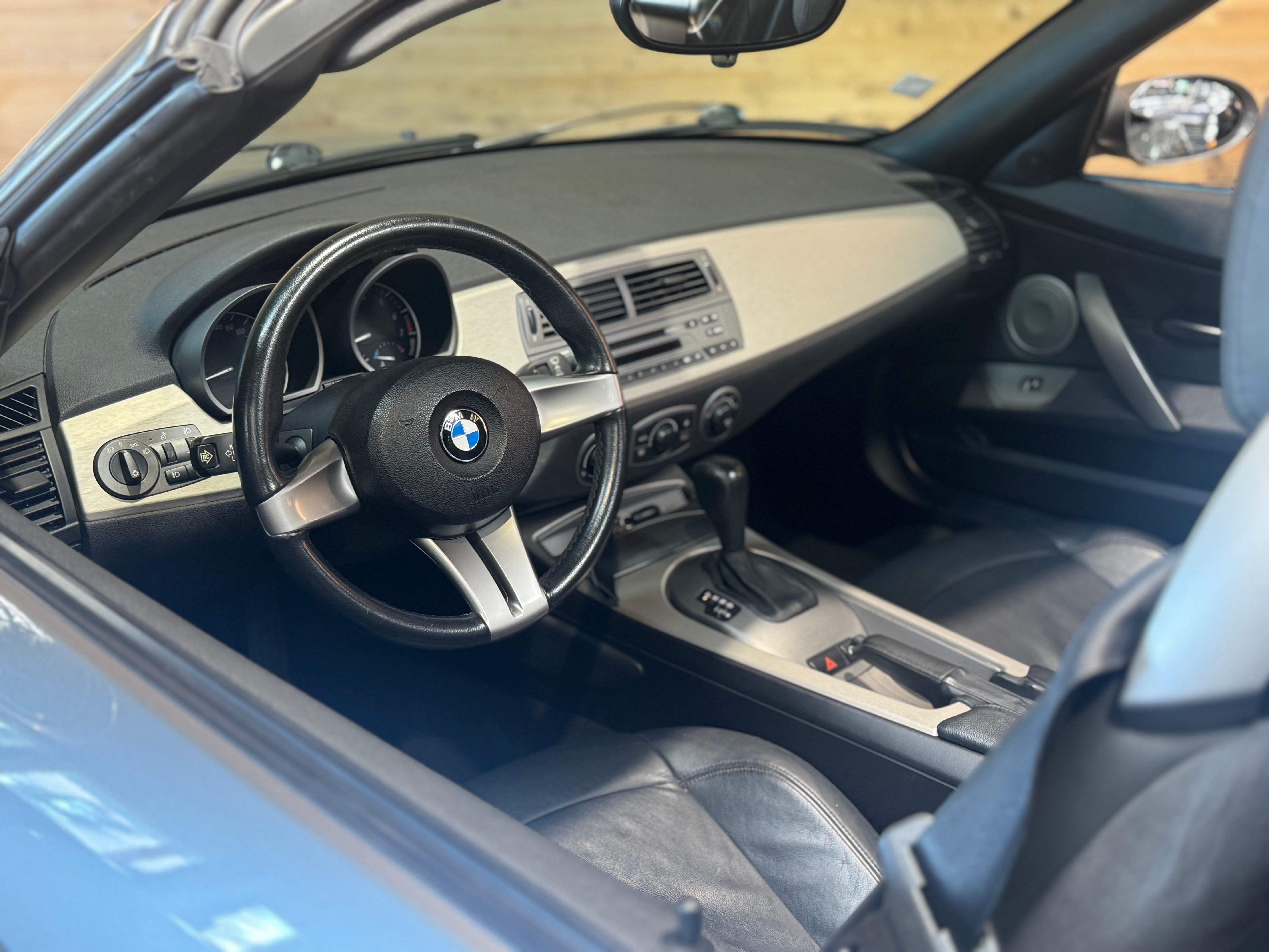 BMW Z4 2.2i BVA