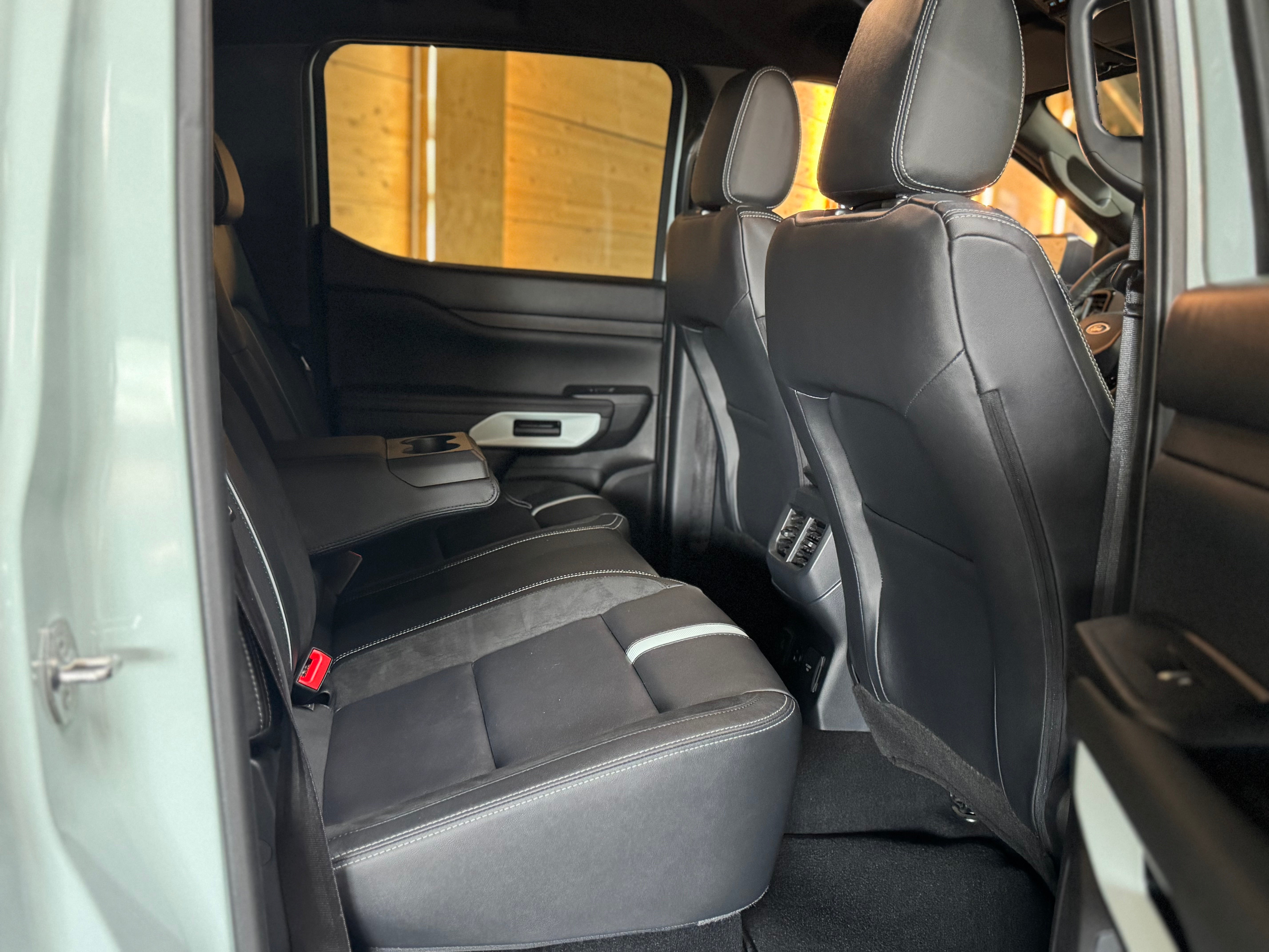 Ford Ranger 2.3 Ecoboost PHEV Stormtrak 4pl