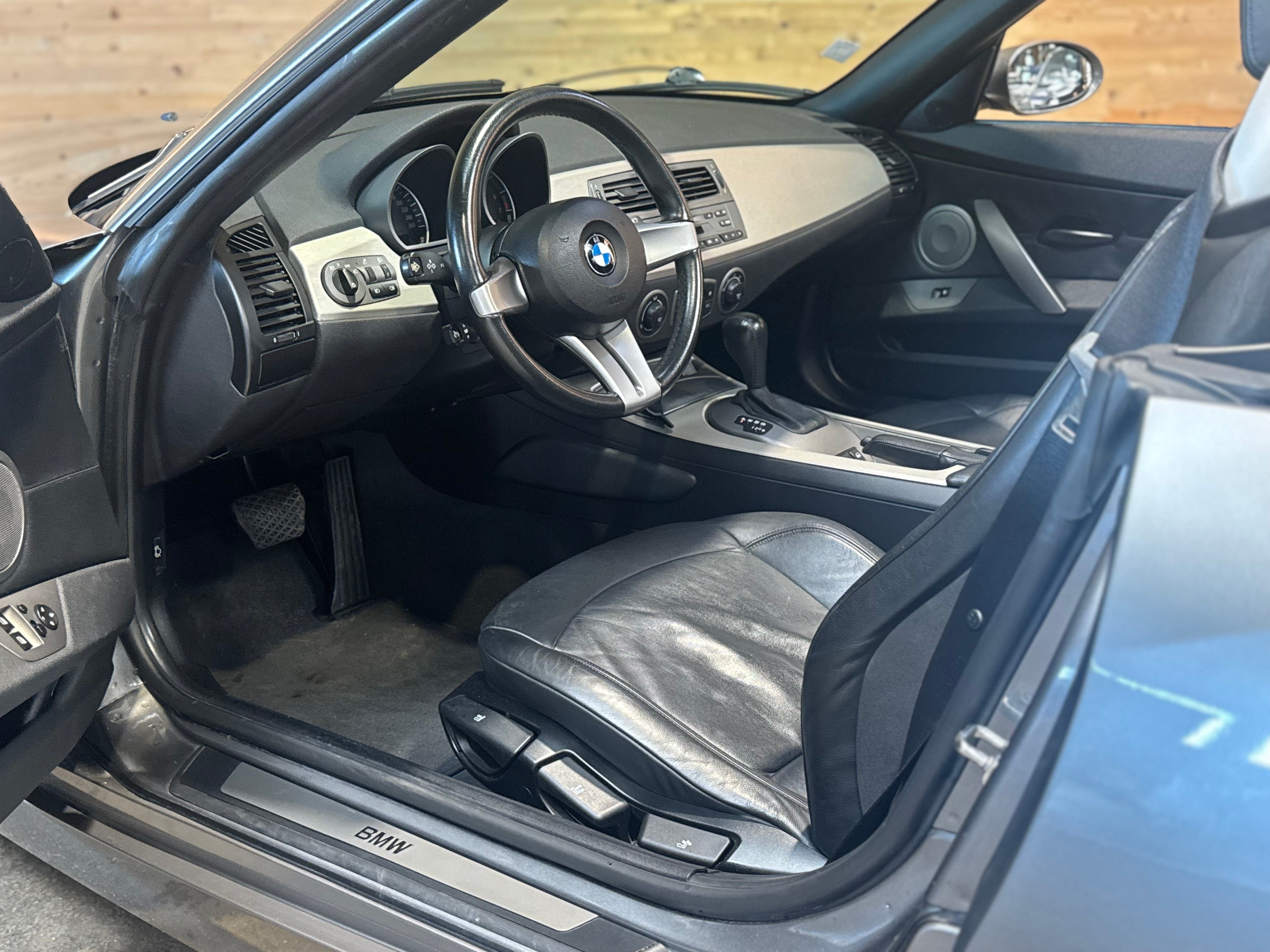 BMW Z4 2.2i BVA