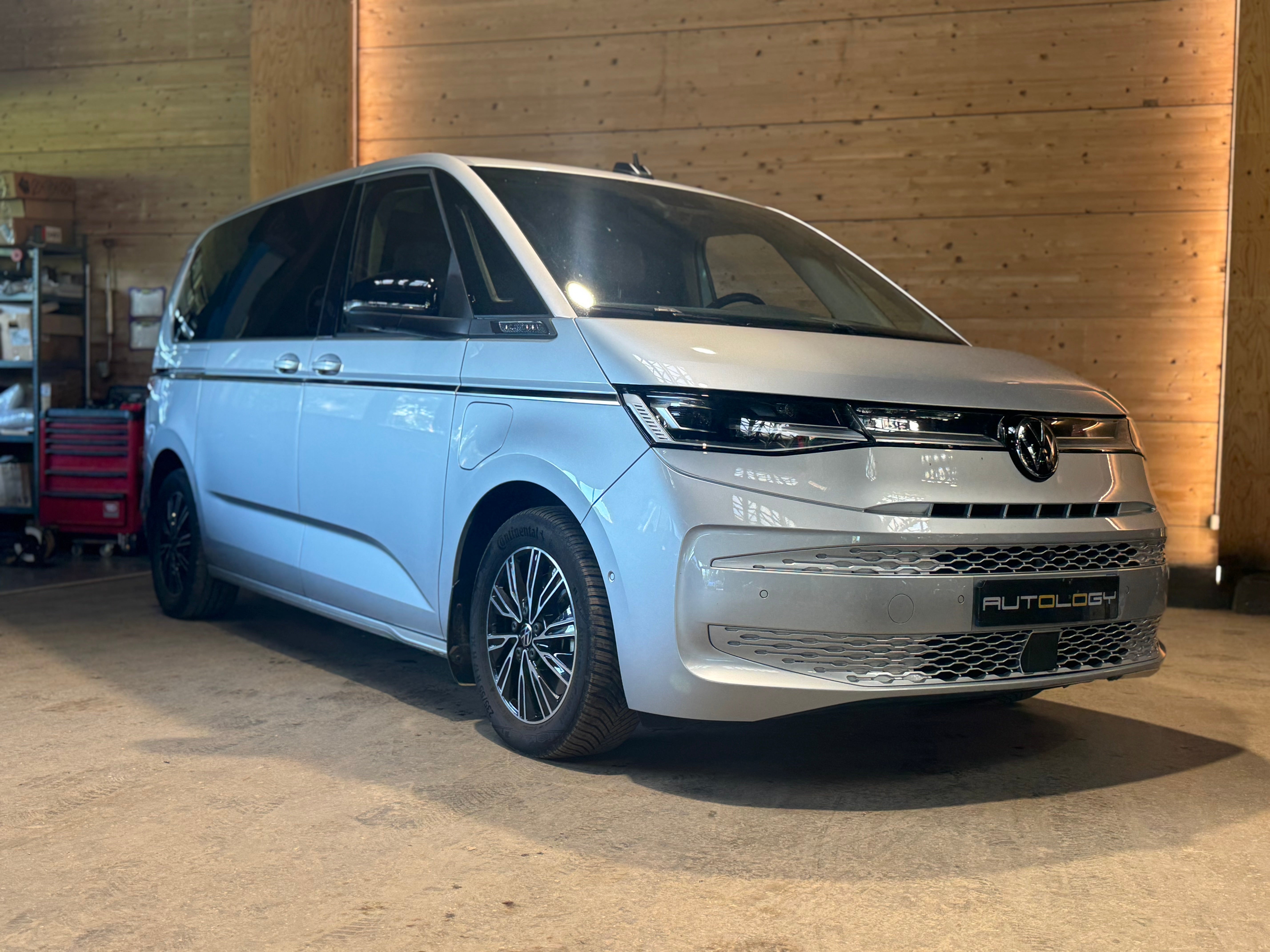 Volkswagen Multivan T7 1.4 TSi eHybrid 218ch Energetic Court