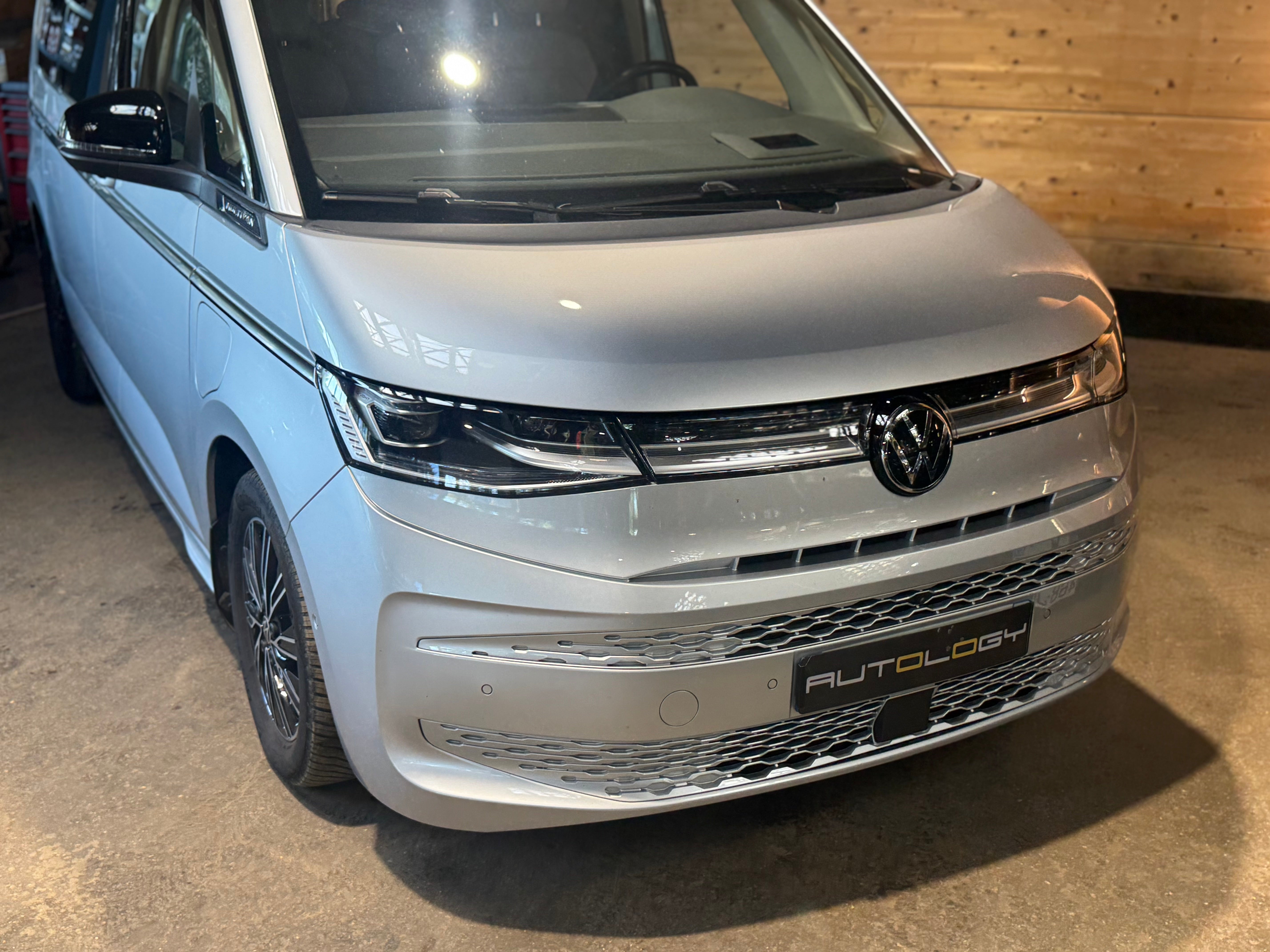 Volkswagen Multivan T7 1.4 TSi eHybrid 218ch Energetic Court