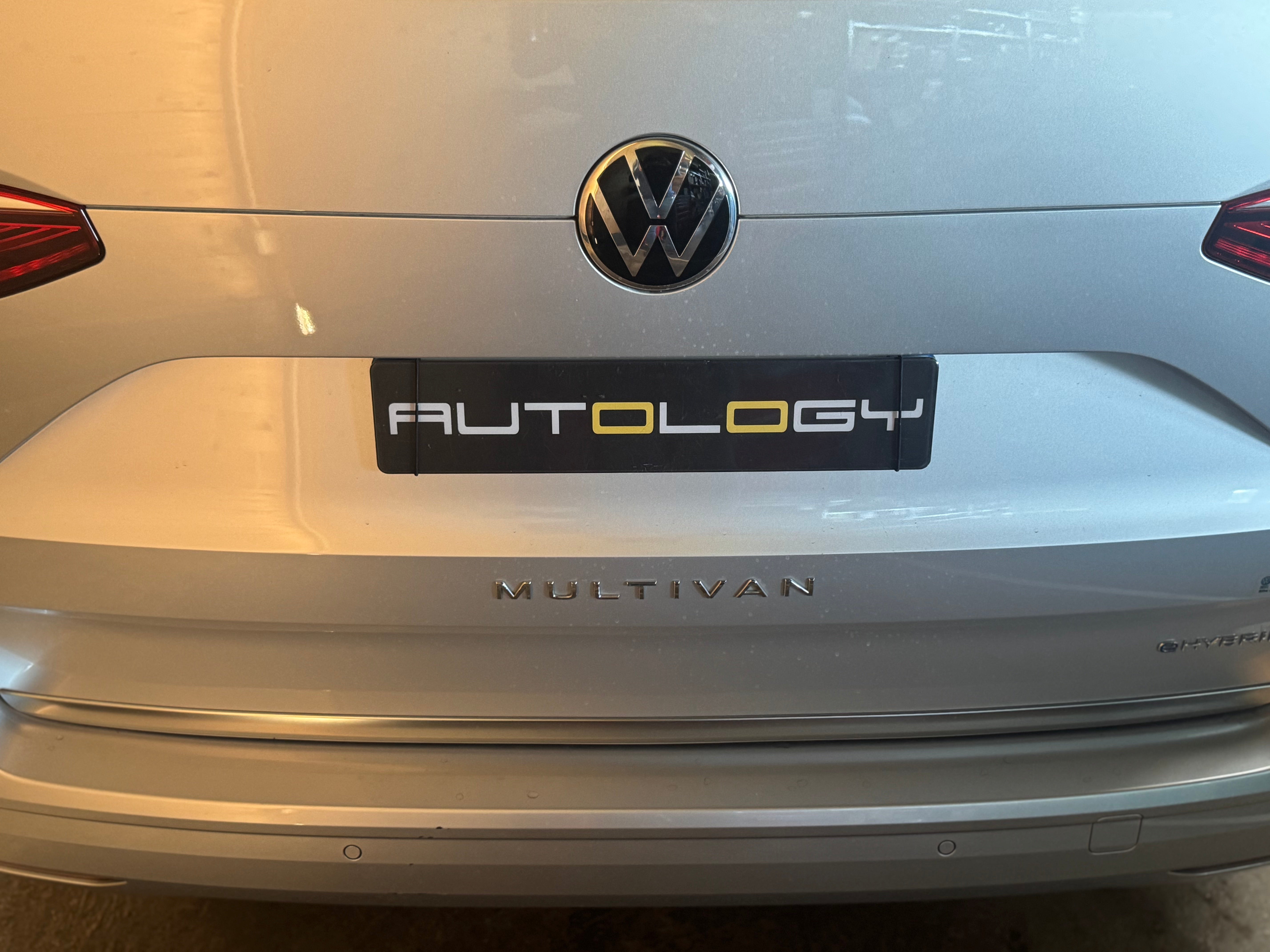 Volkswagen Multivan T7 1.4 TSi eHybrid 218ch Energetic Court