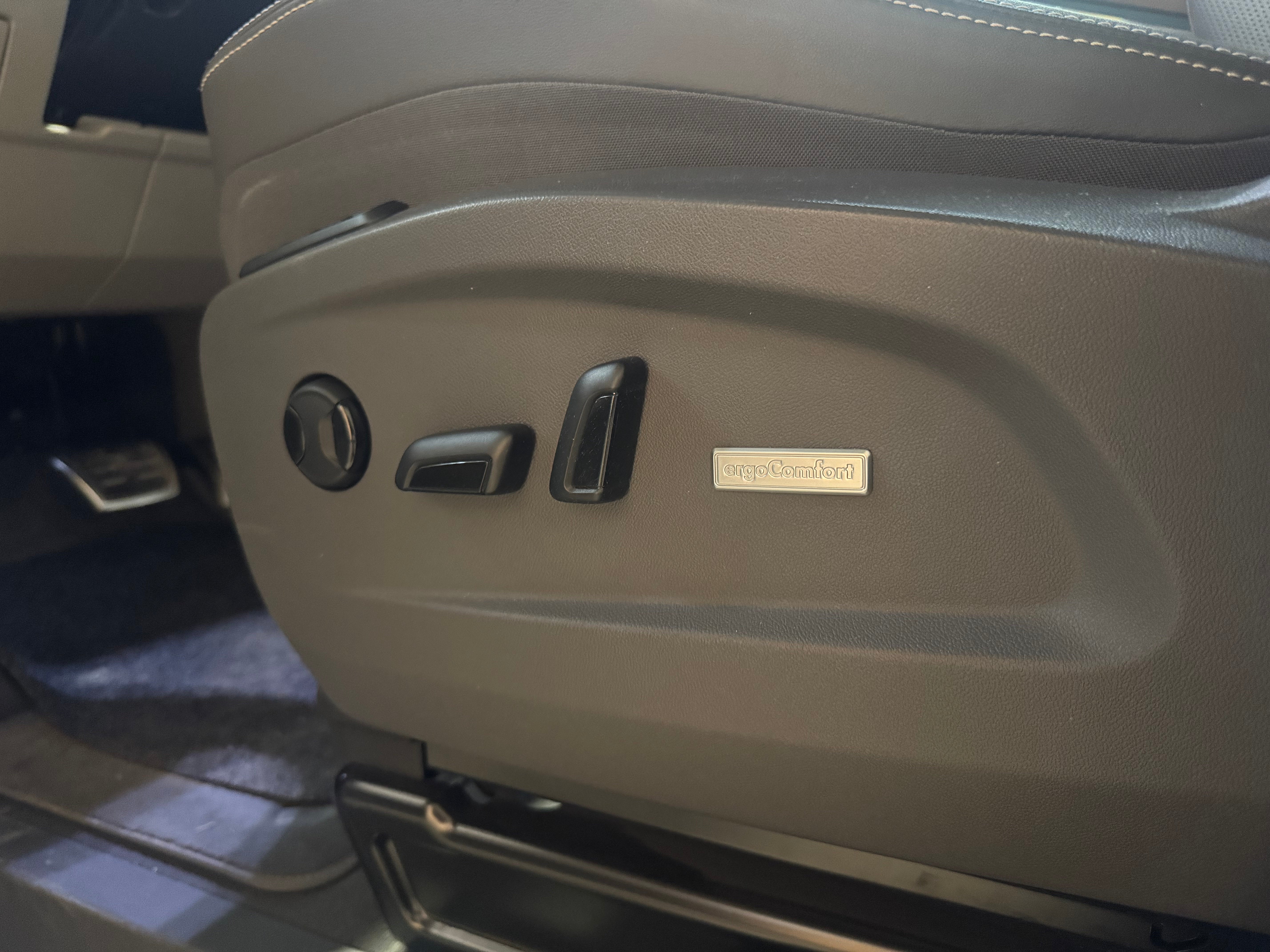 Volkswagen Multivan T7 1.4 TSi eHybrid 218ch Energetic Court
