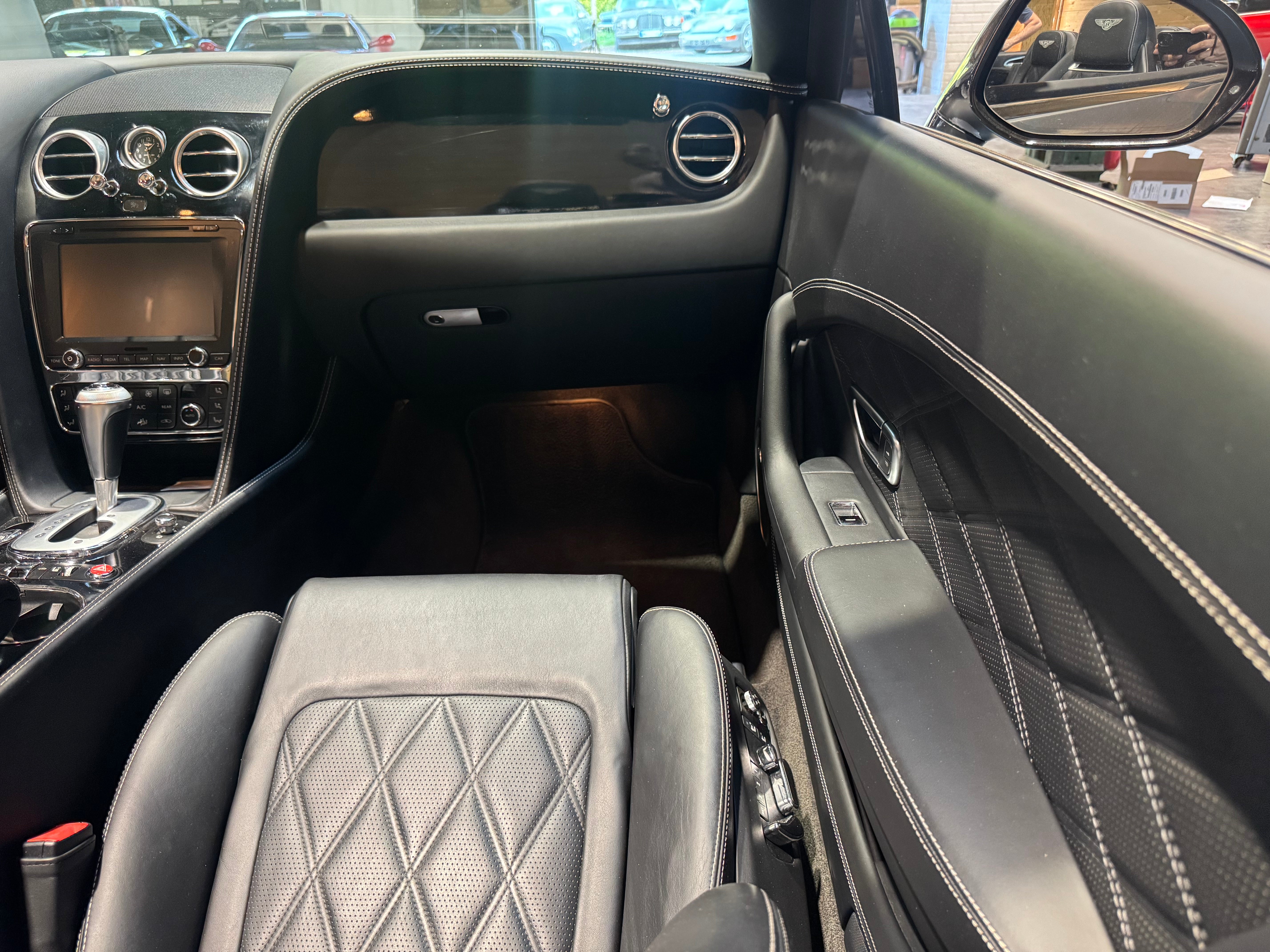 Bentley Continental GTC W12 - 575ch