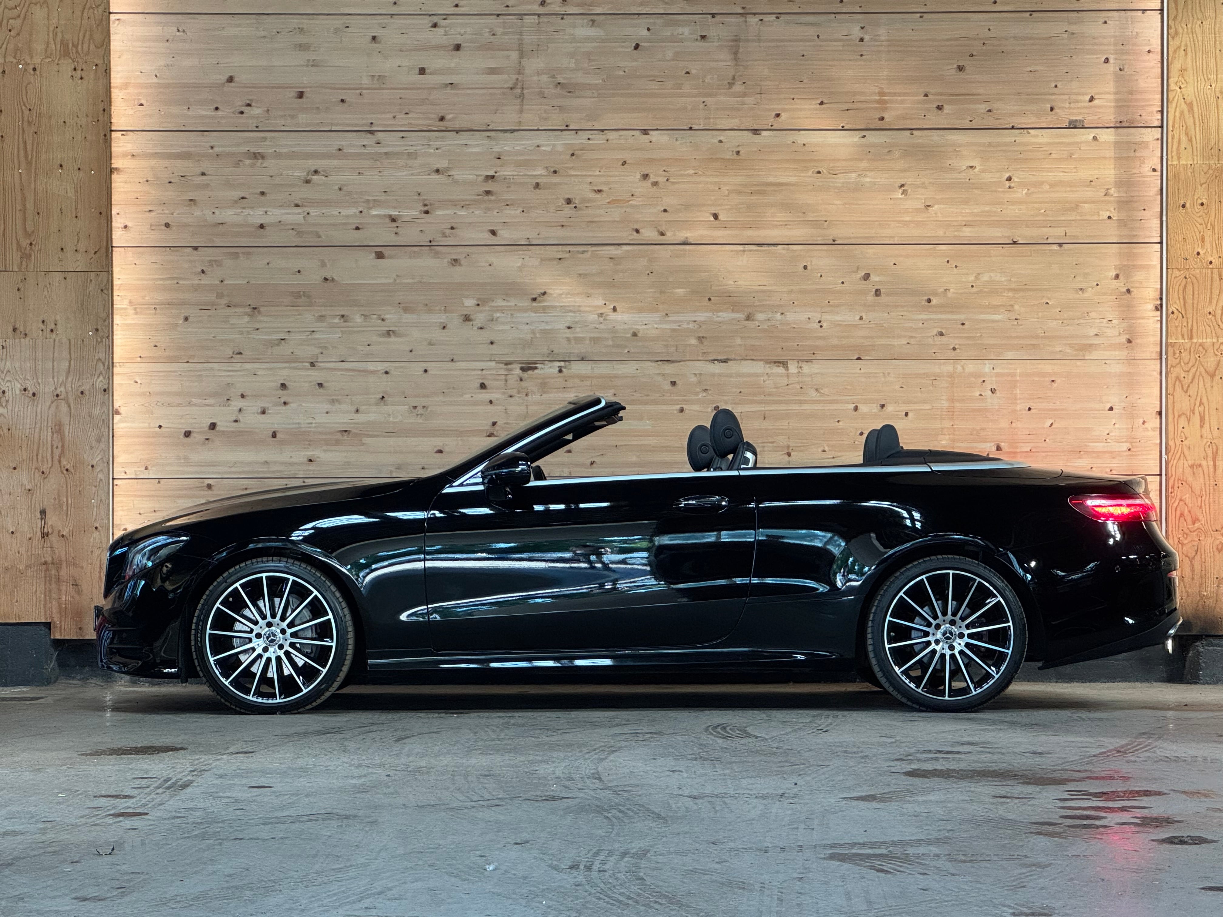 Mercedes E220d 4-Matic Cabriolet AMG Line