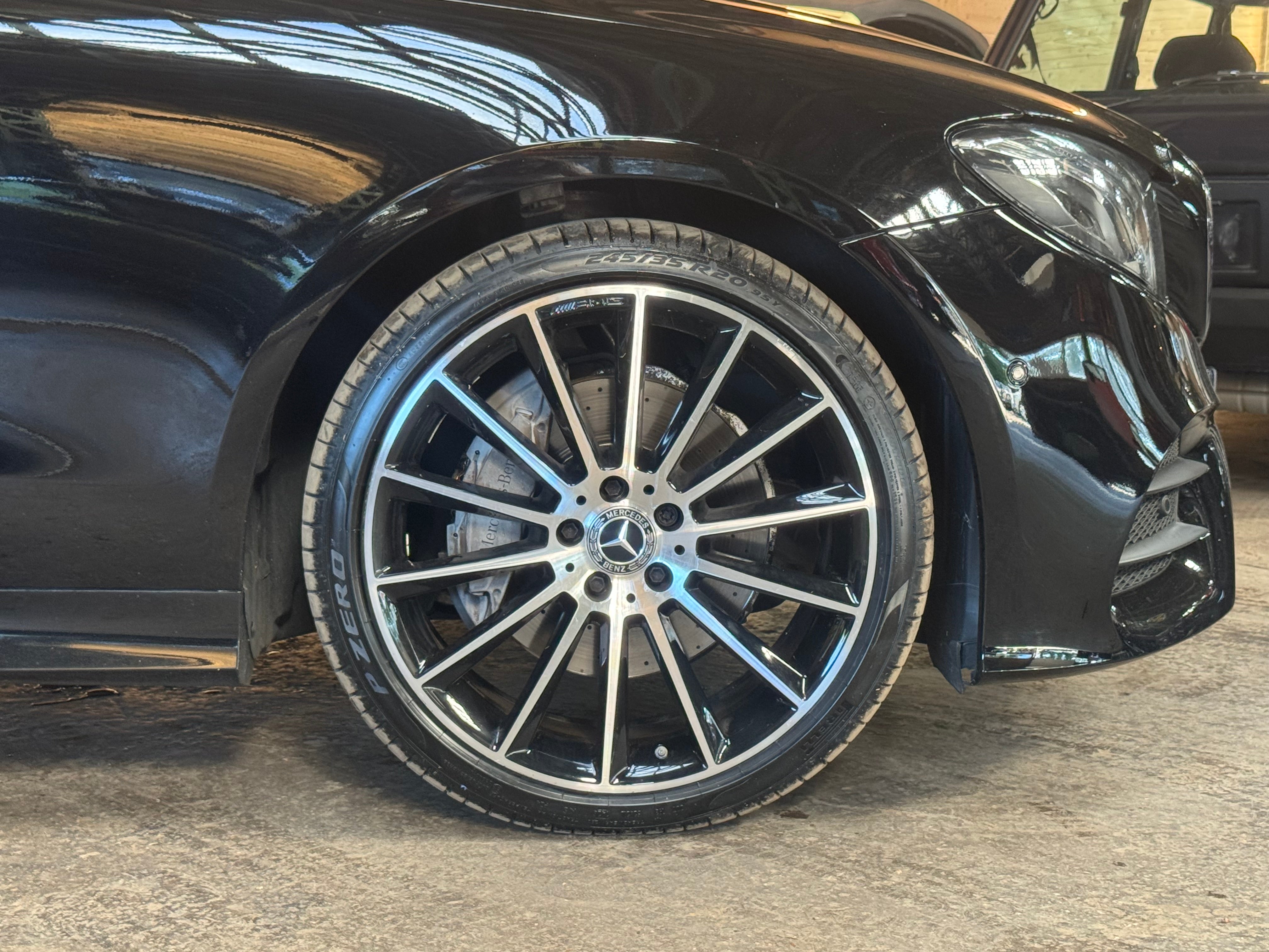 Mercedes E220d 4-Matic Cabriolet AMG Line