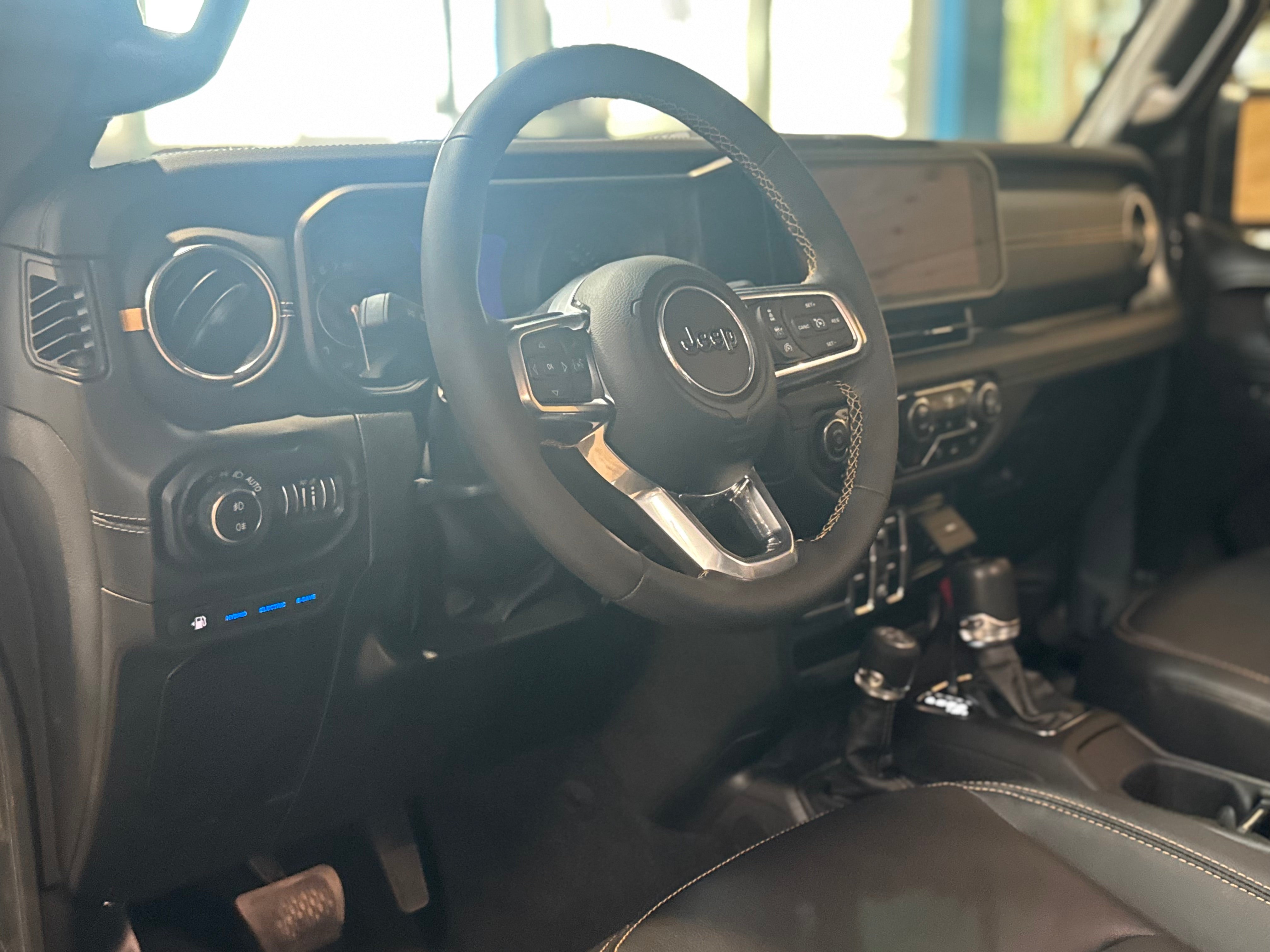 Jeep Wrangler 4xe Sahara