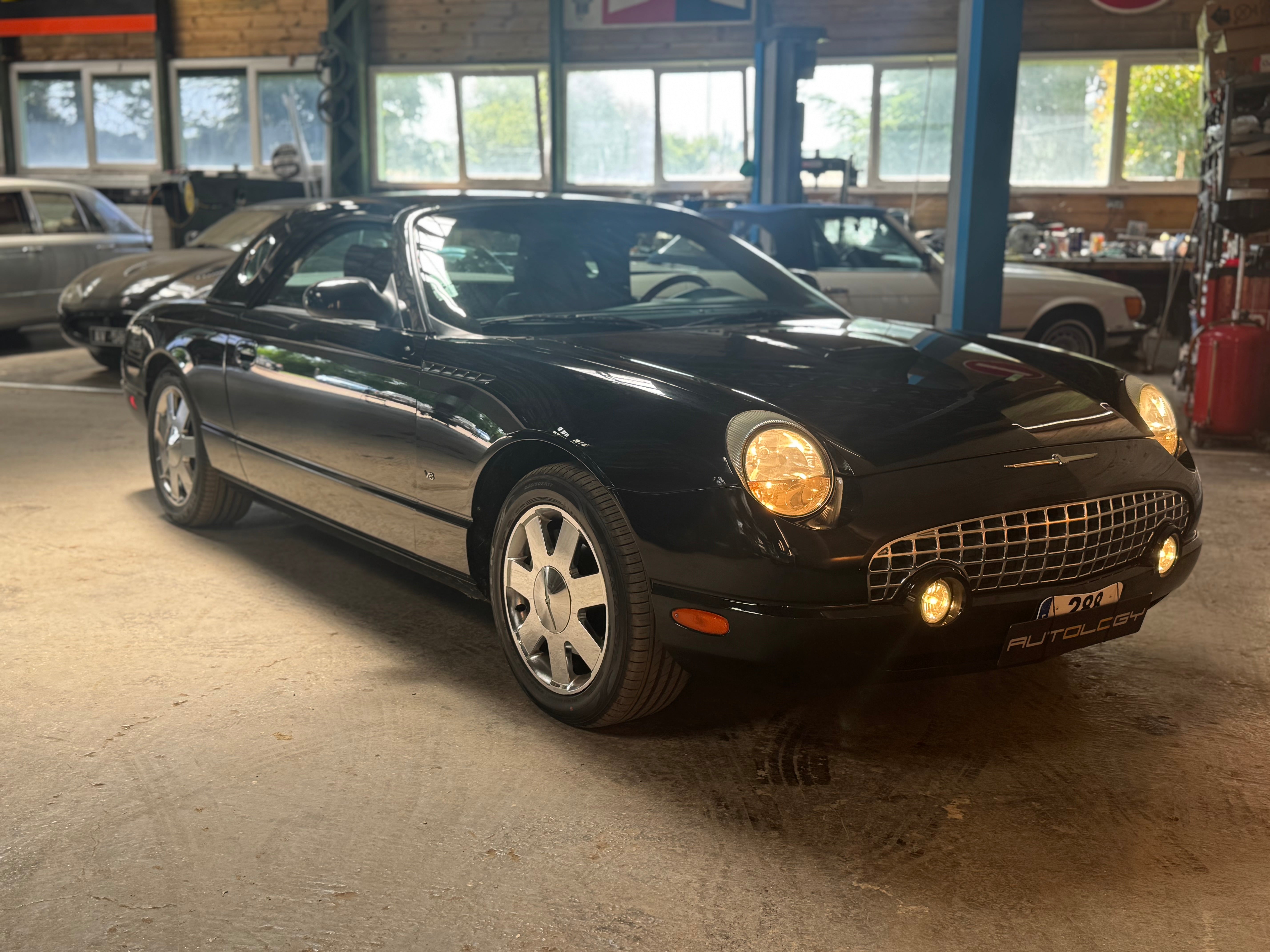 Ford Thunderbird