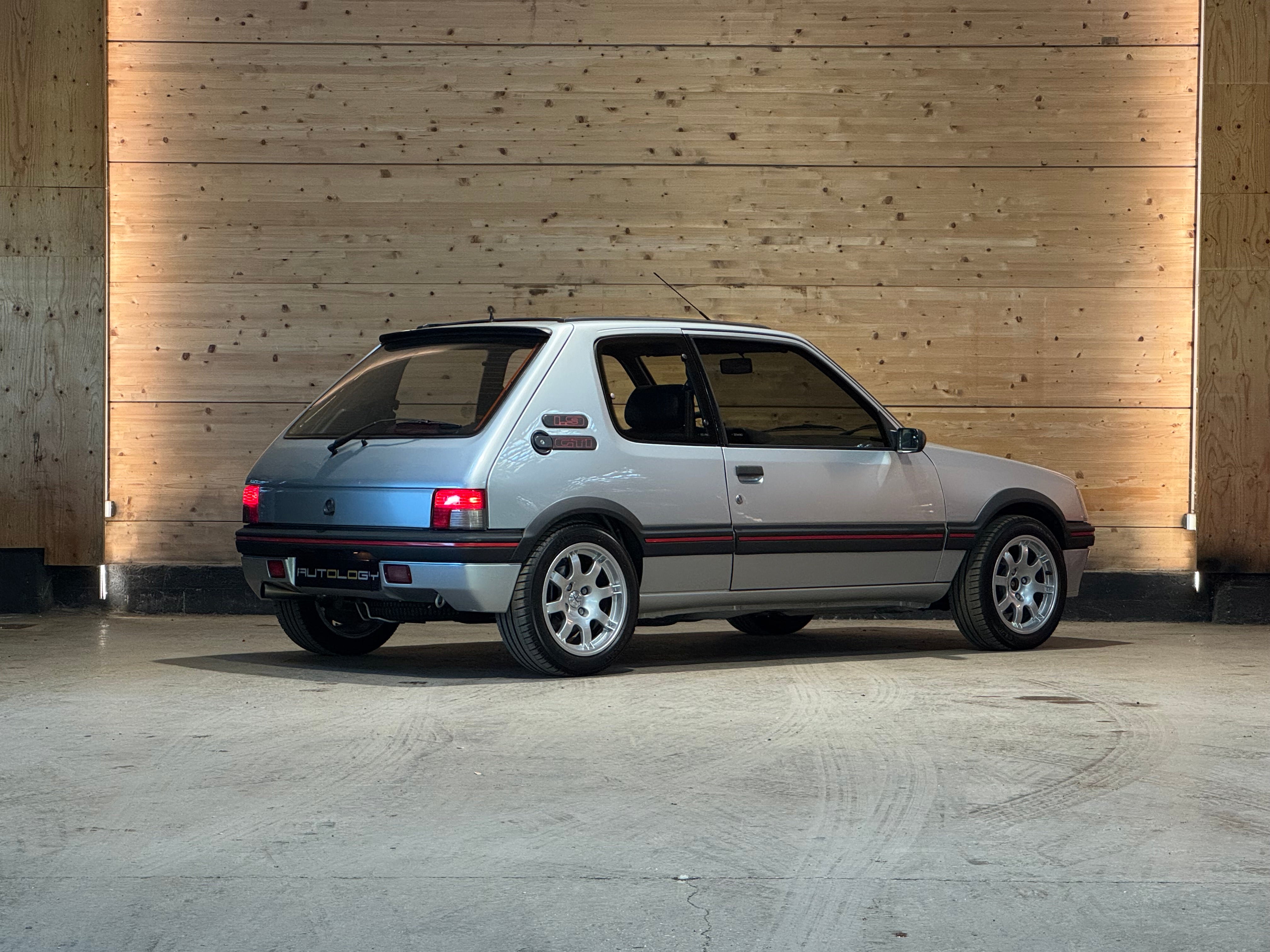 Peugeot 205 GTi 1.9