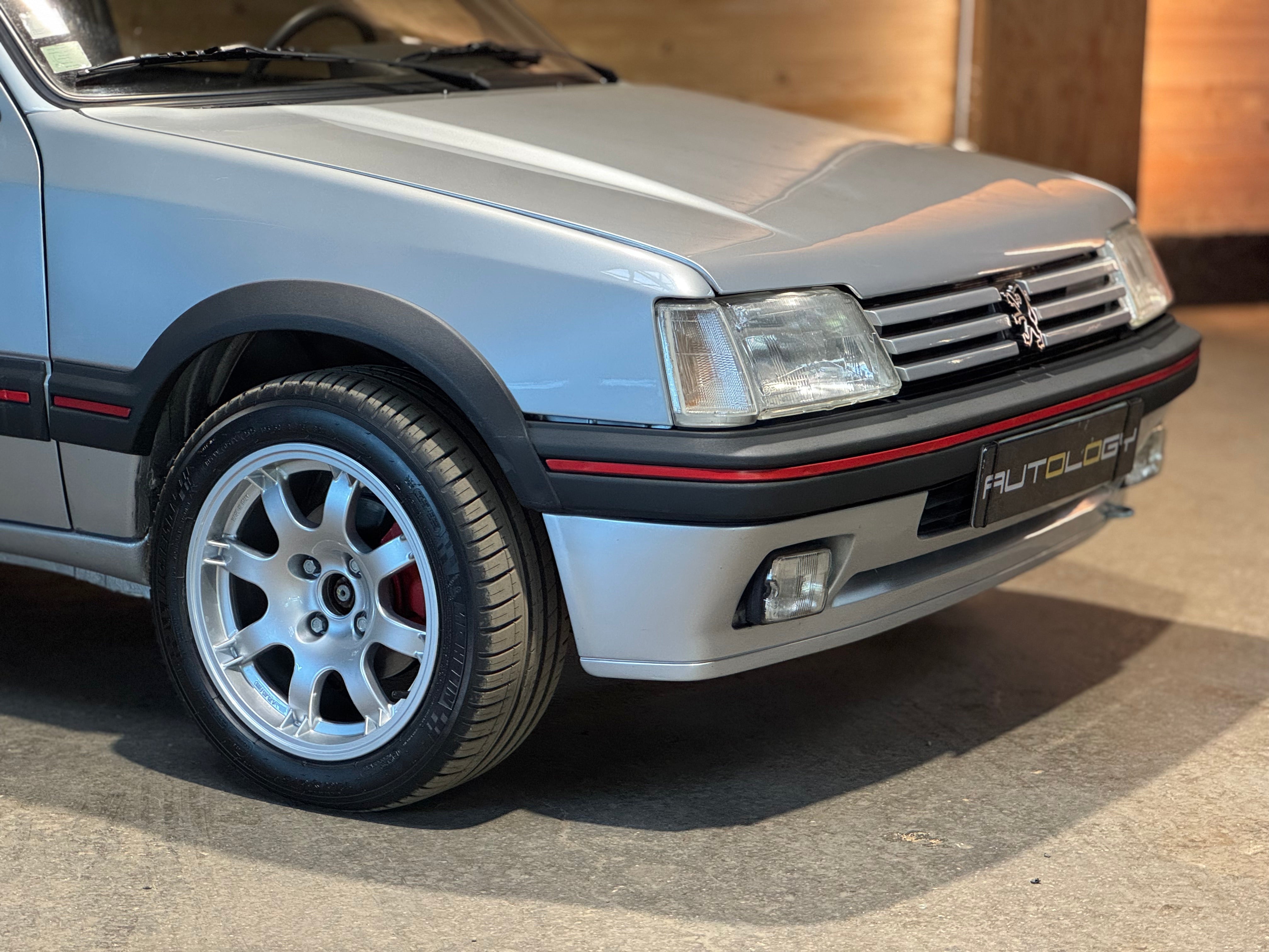 Peugeot 205 GTi 1.9