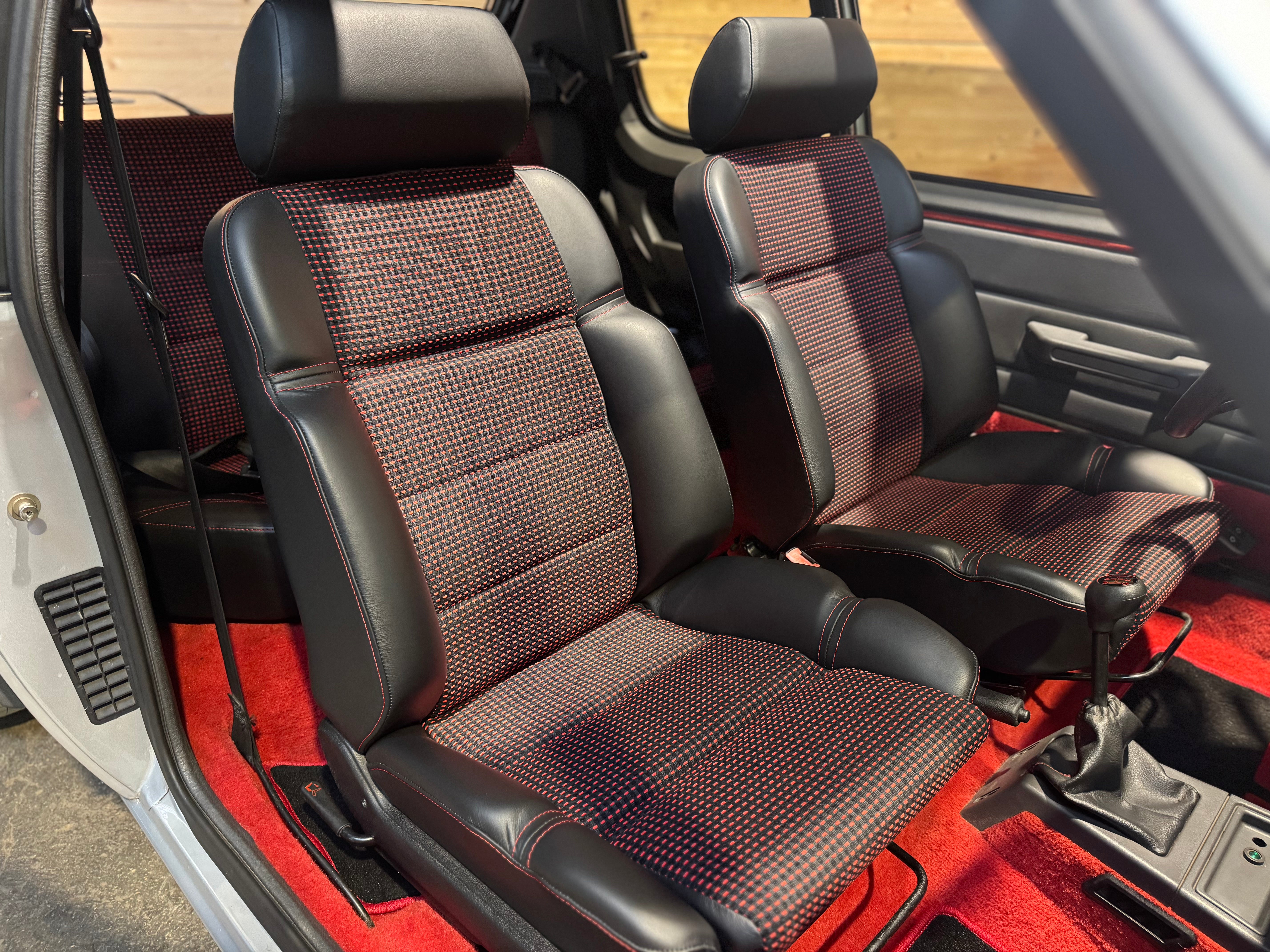 Peugeot 205 GTi 1.9