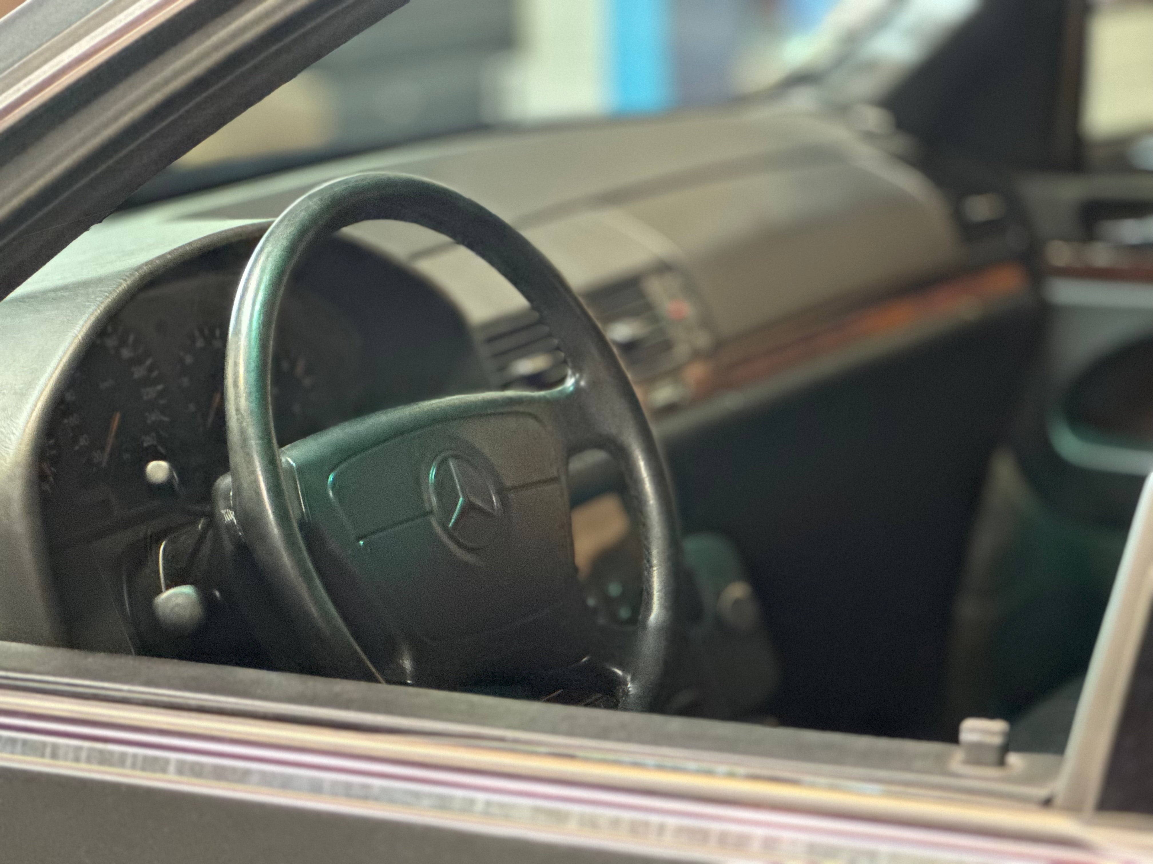Mercedes 300SE BVA