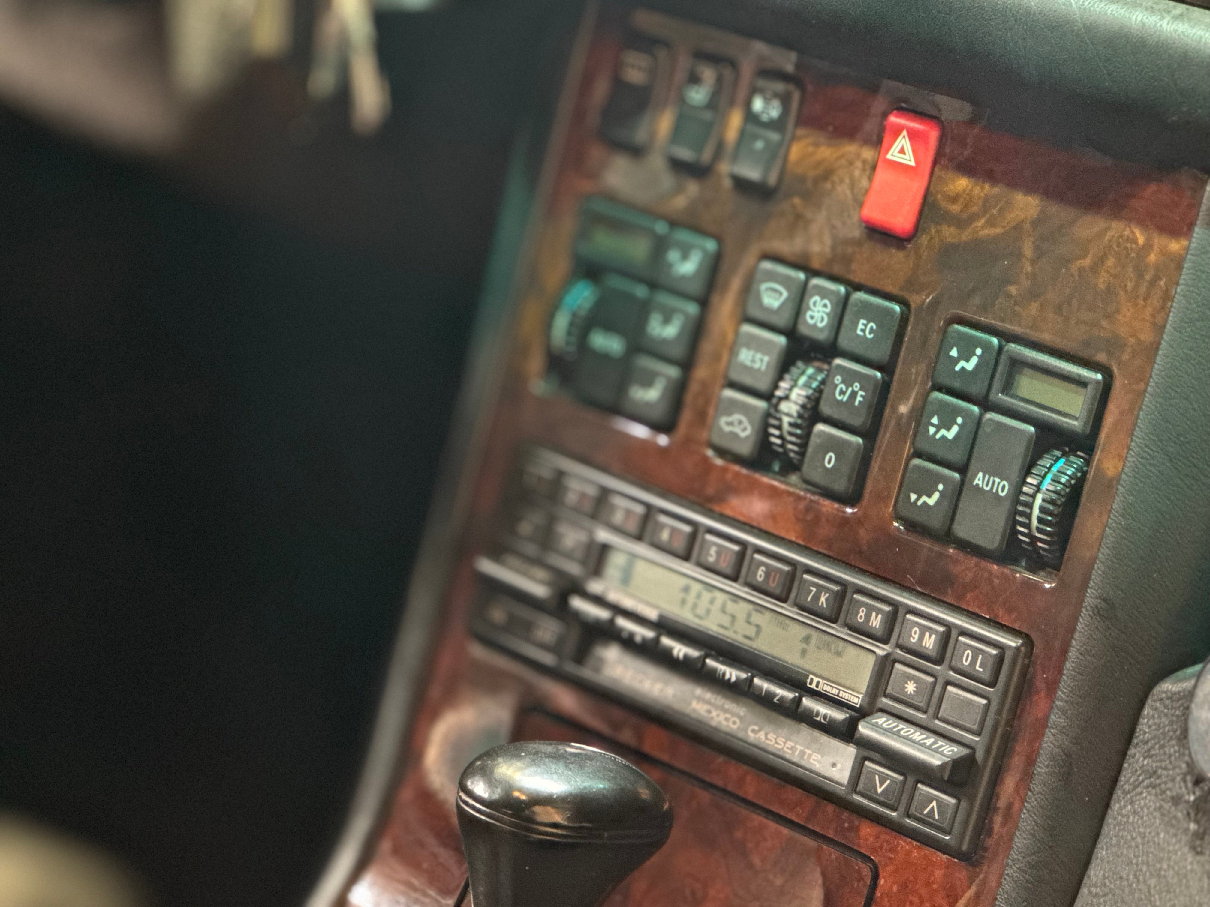 Mercedes 300SE BVA