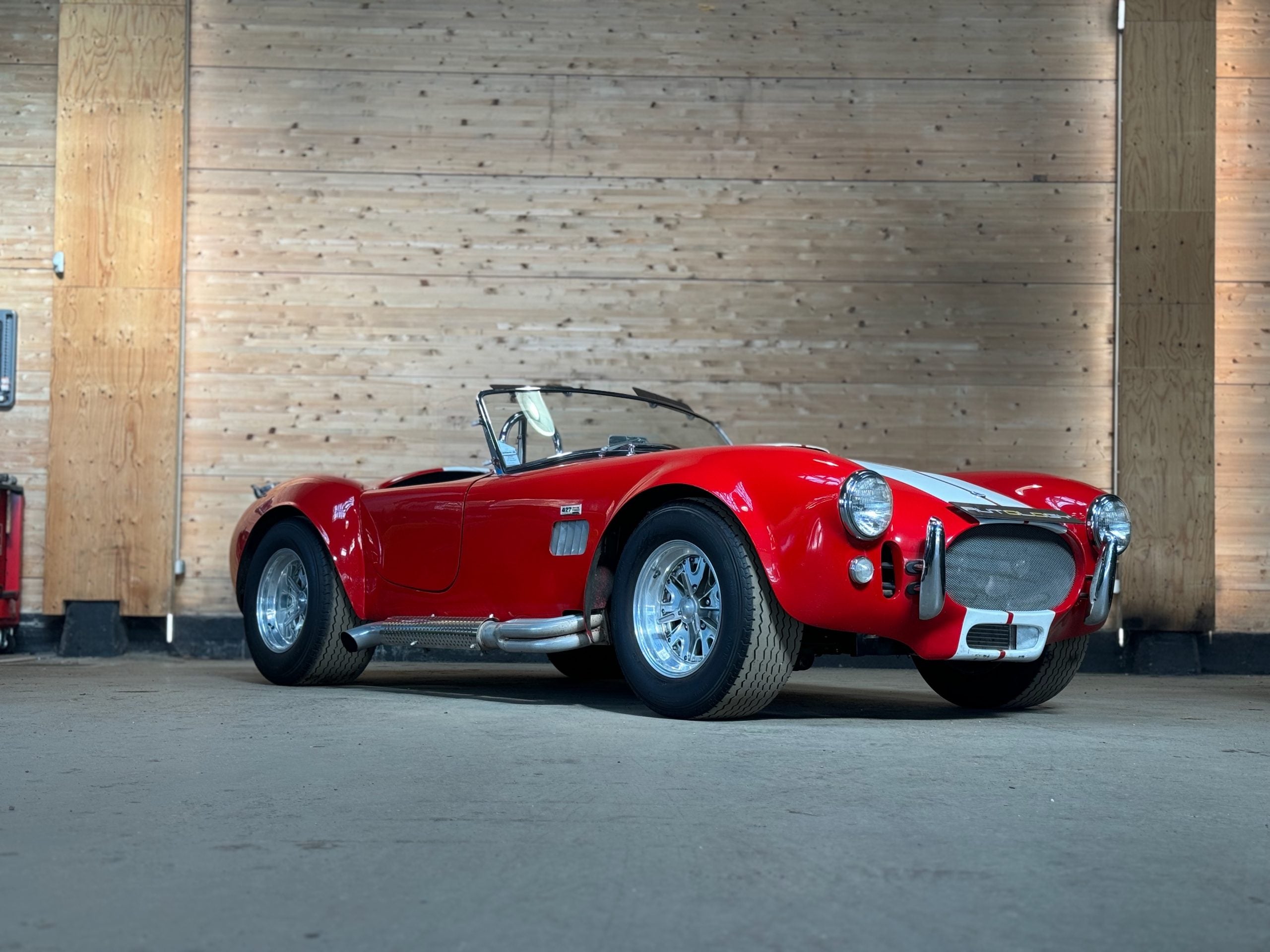 AC Cobra 427 Replica - Unique Motorcars