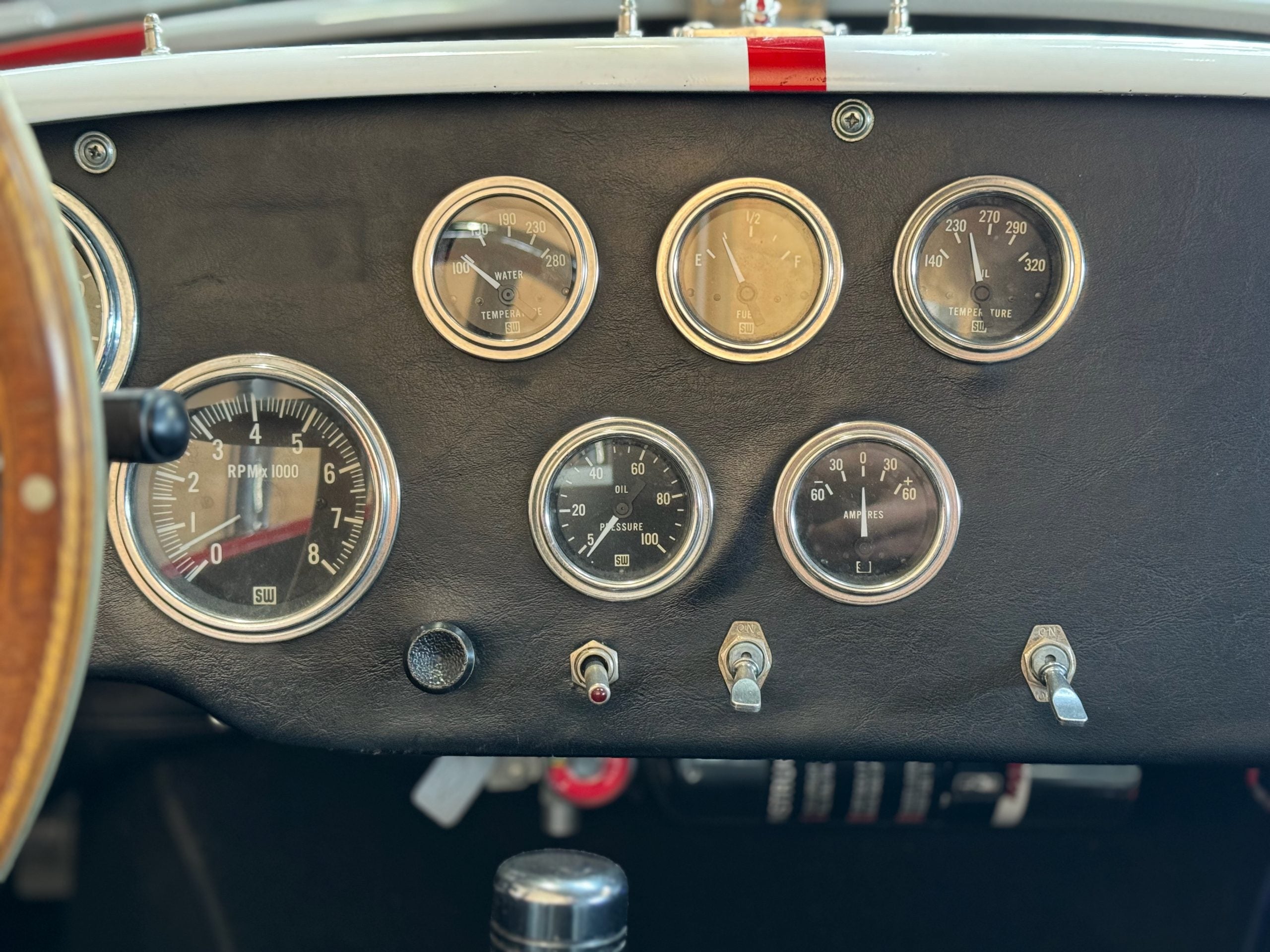 AC Cobra 427 Replica - Unique Motorcars