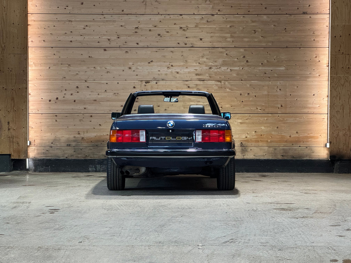BMW 325iA Cabriolet