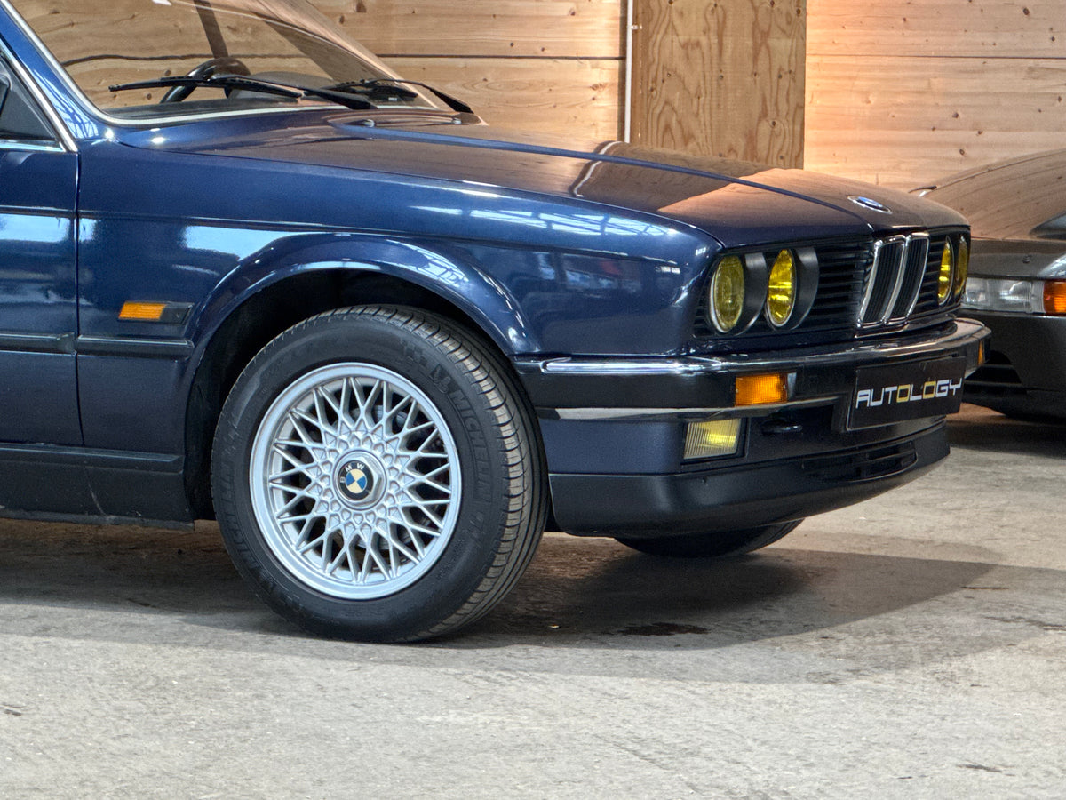 BMW 325iA Cabriolet
